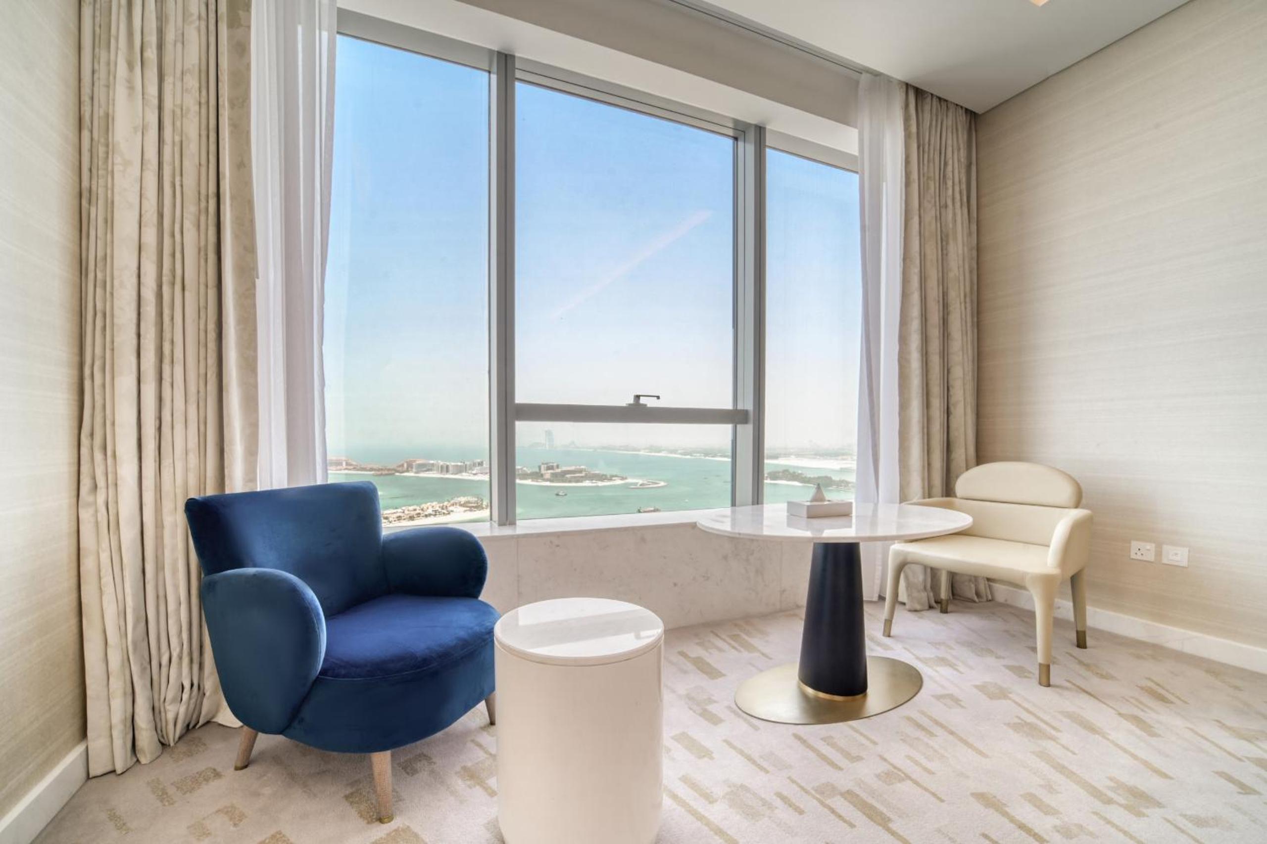 The Palm Tower, Palm Jumeirah - Mint Stay