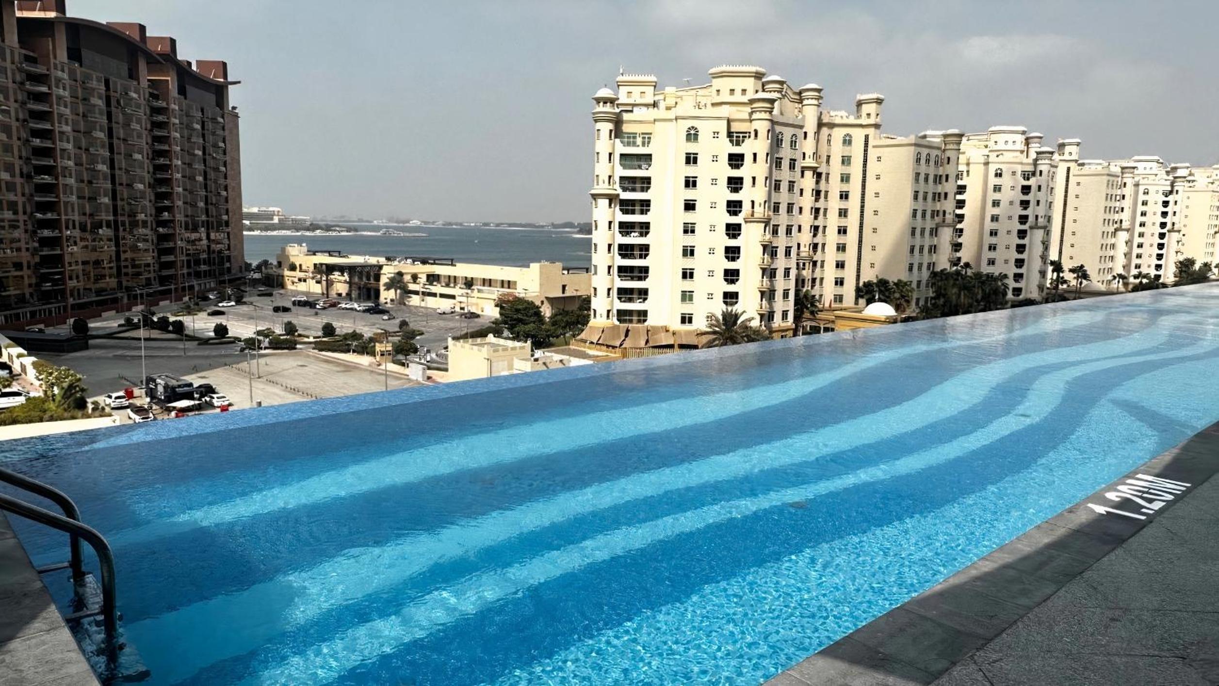 The Palm Tower, Palm Jumeirah - Mint Stay