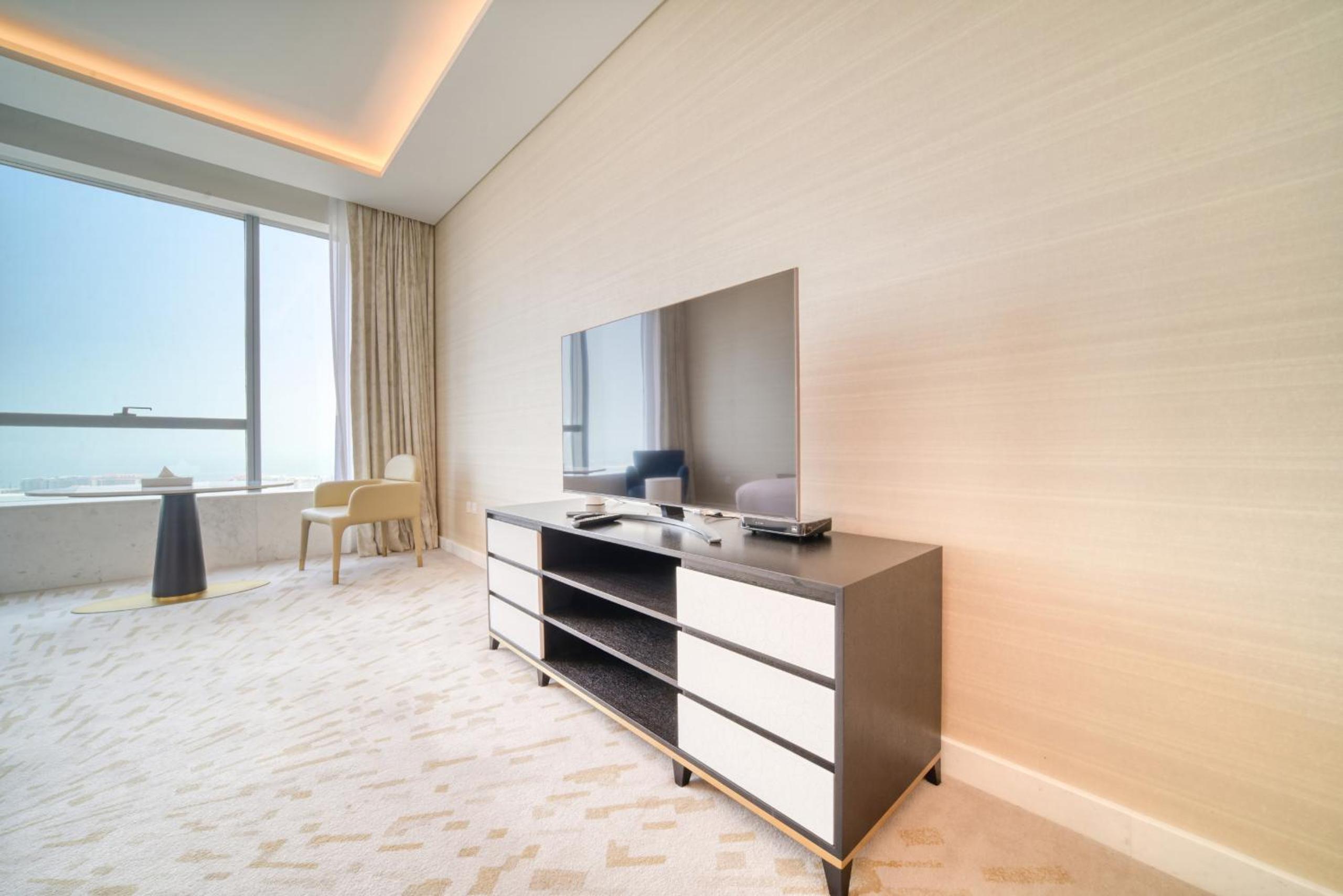 The Palm Tower, Palm Jumeirah - Mint Stay