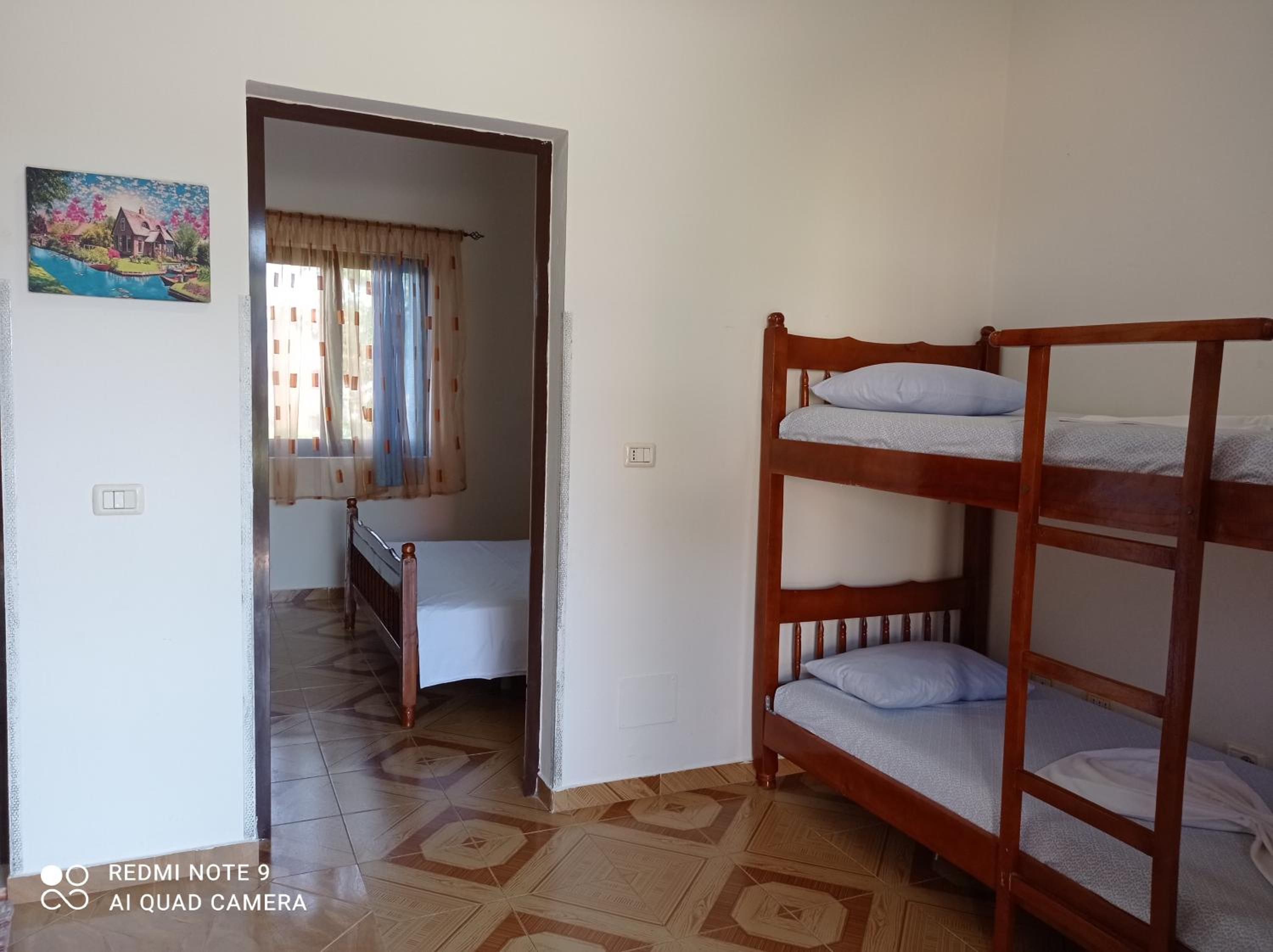A & H Apartments Velipoje