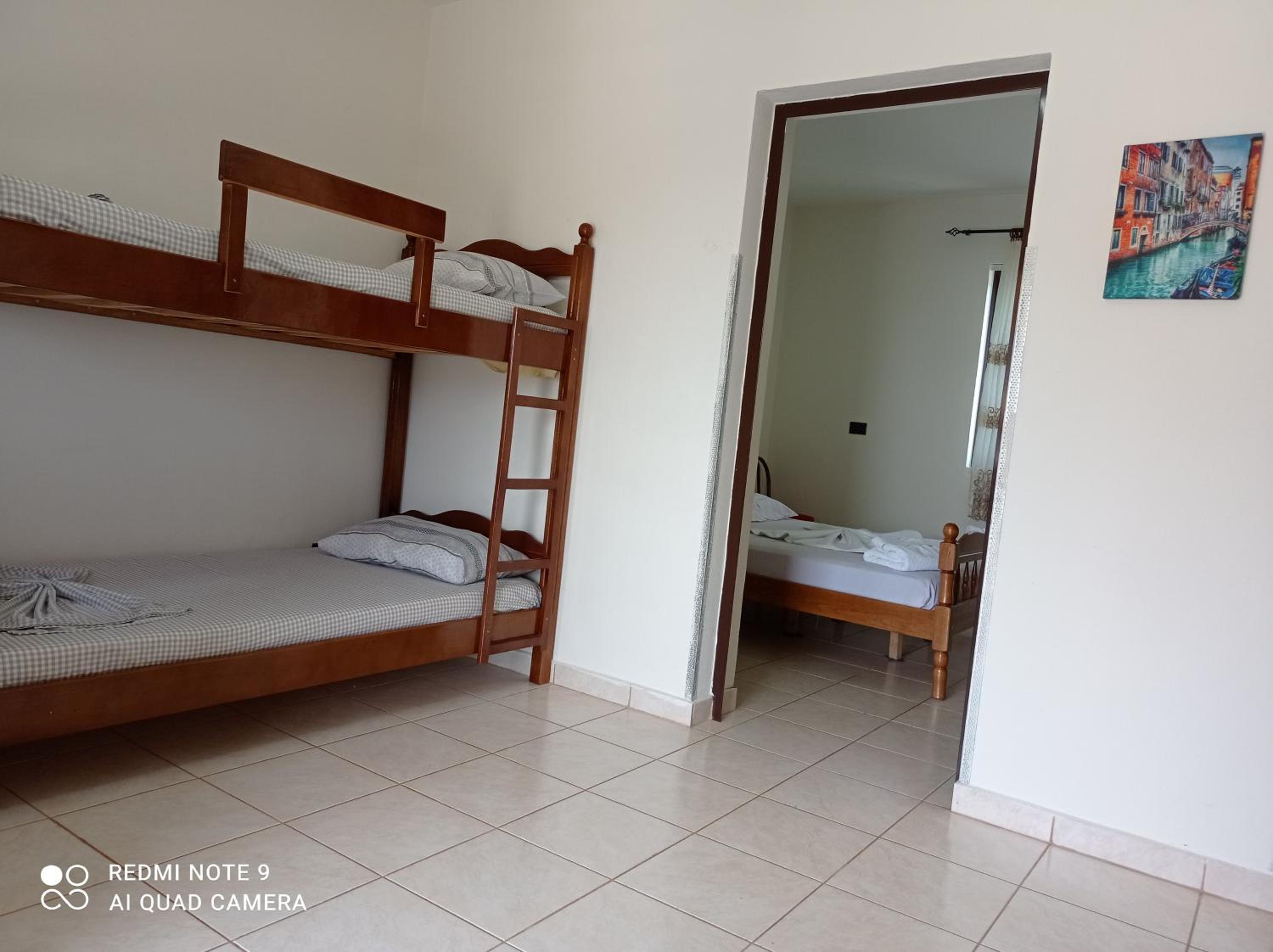 A & H Apartments Velipoje