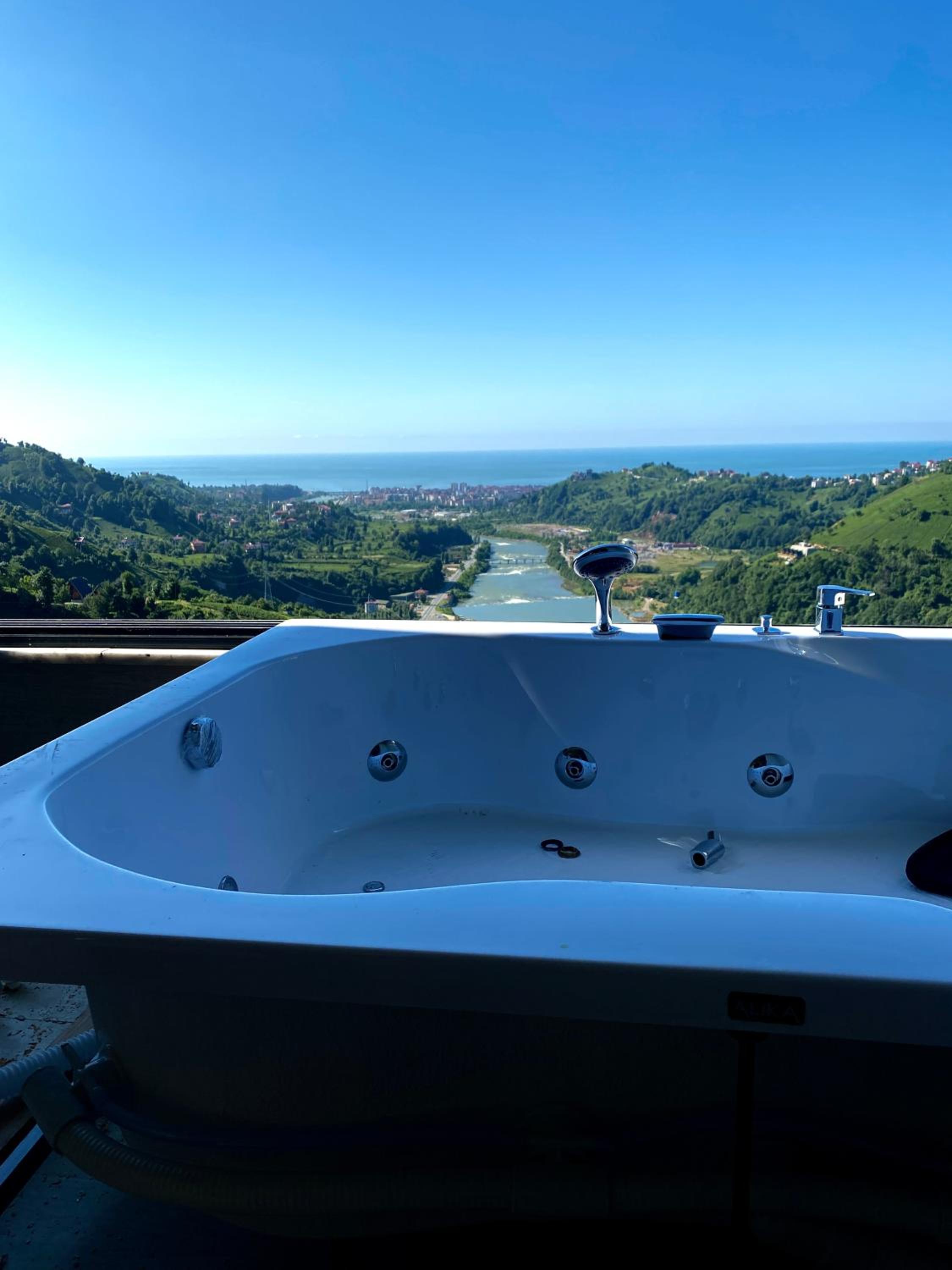 Habura'da Bungalow view 2