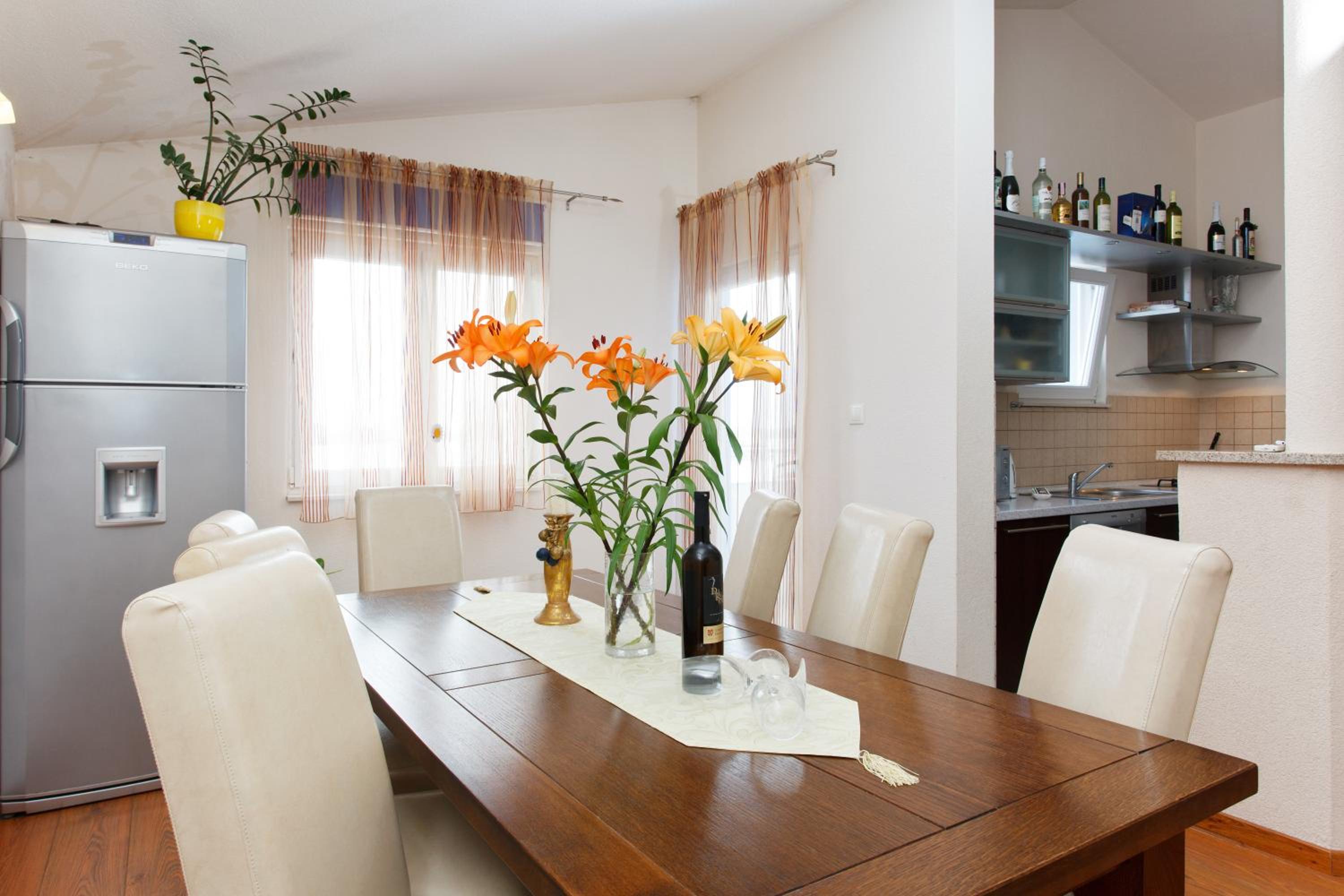 Apartment Gold view 5