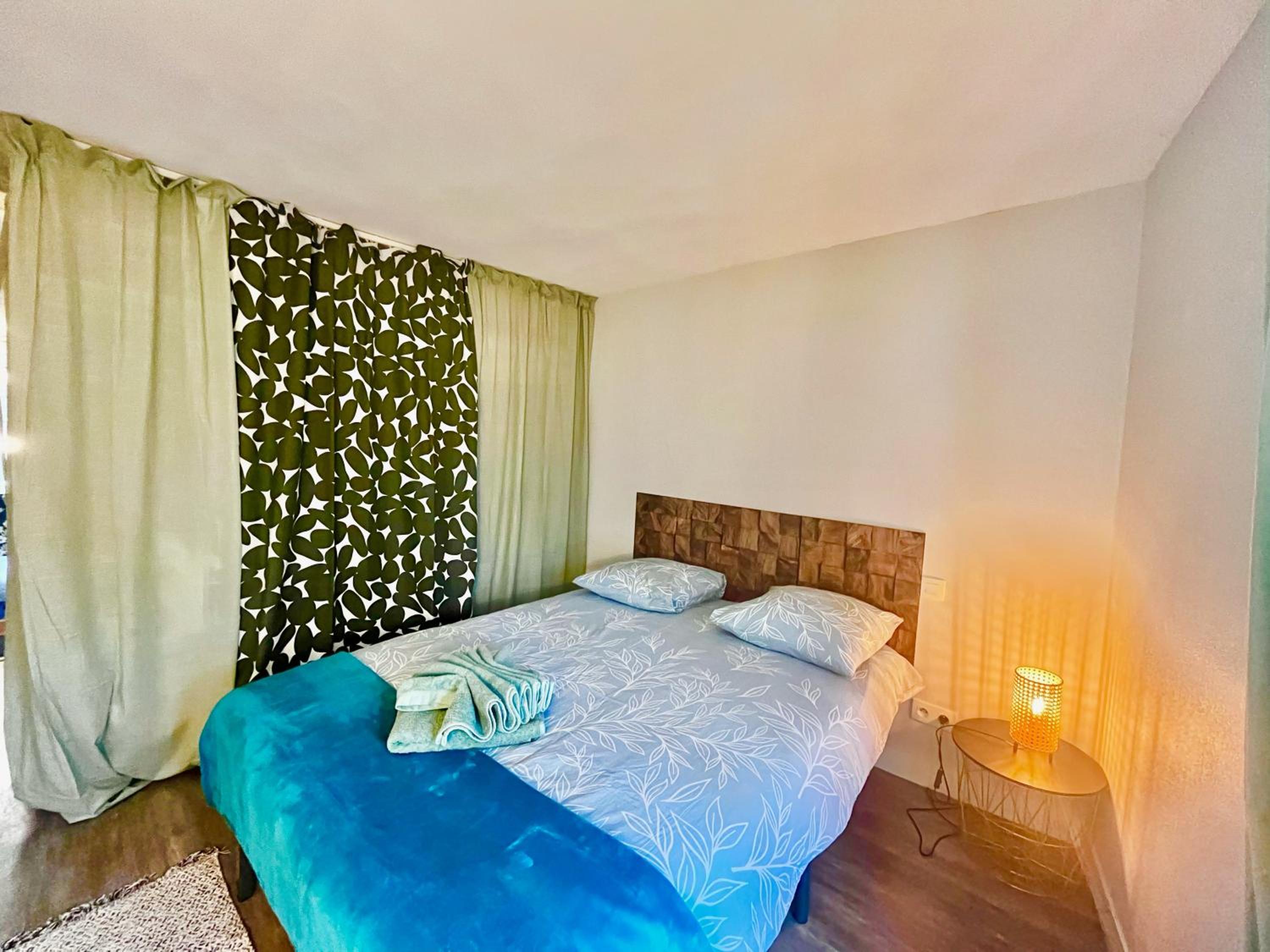 Studios au quartier pavillonnaire rue d Ambert