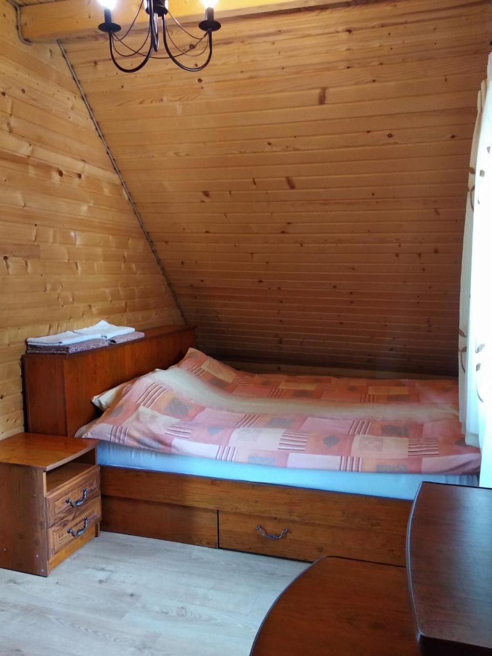 Cottage Lisovychok