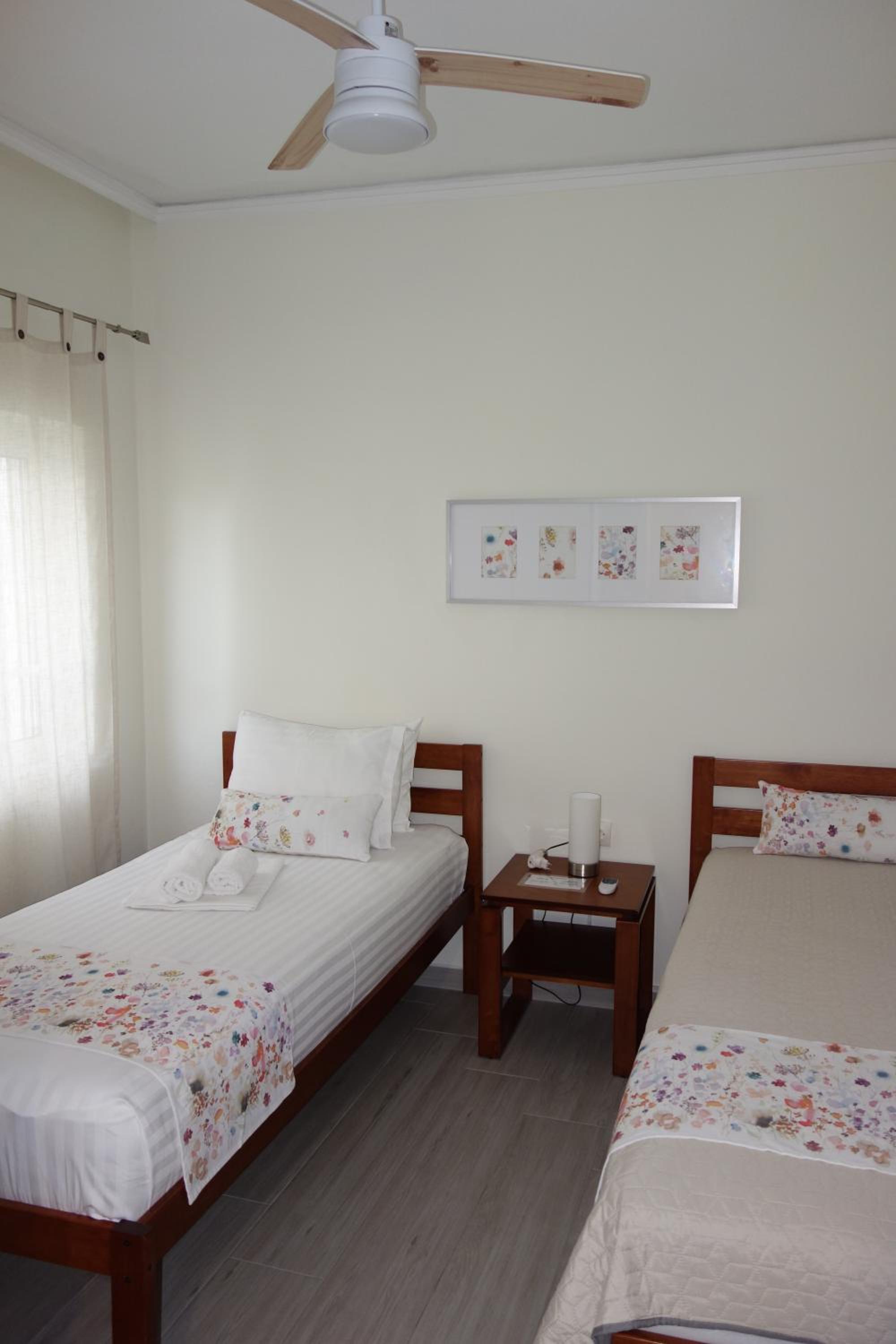 Cozy 4th Floor Apartment in Chania Center view 4