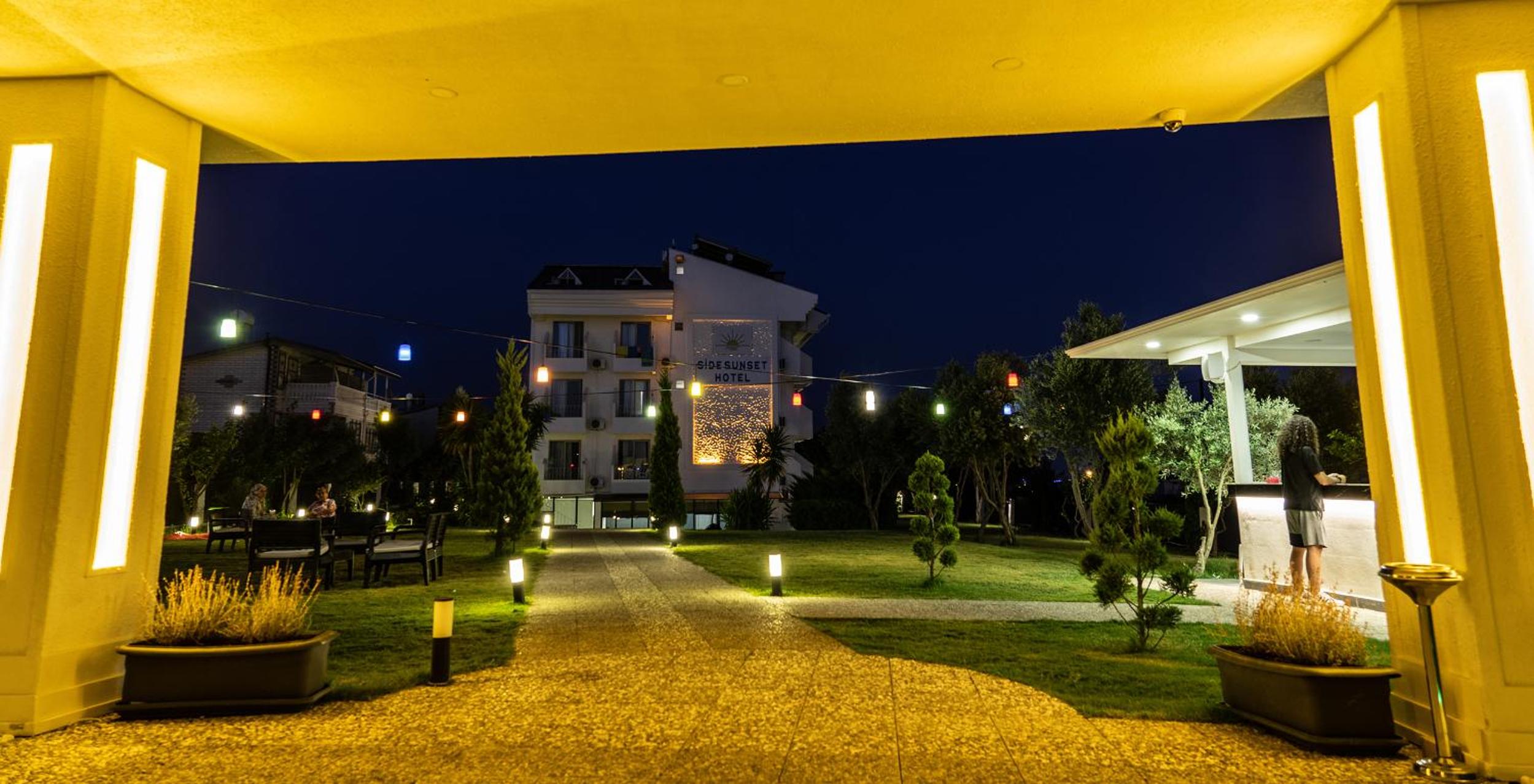 Side Vacations - Side Sunset Hotel - Property Image 7