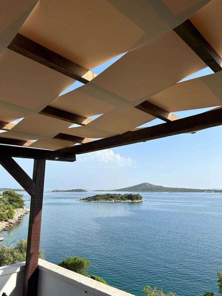 Alleinstehendes Haus am Meer Robinson
