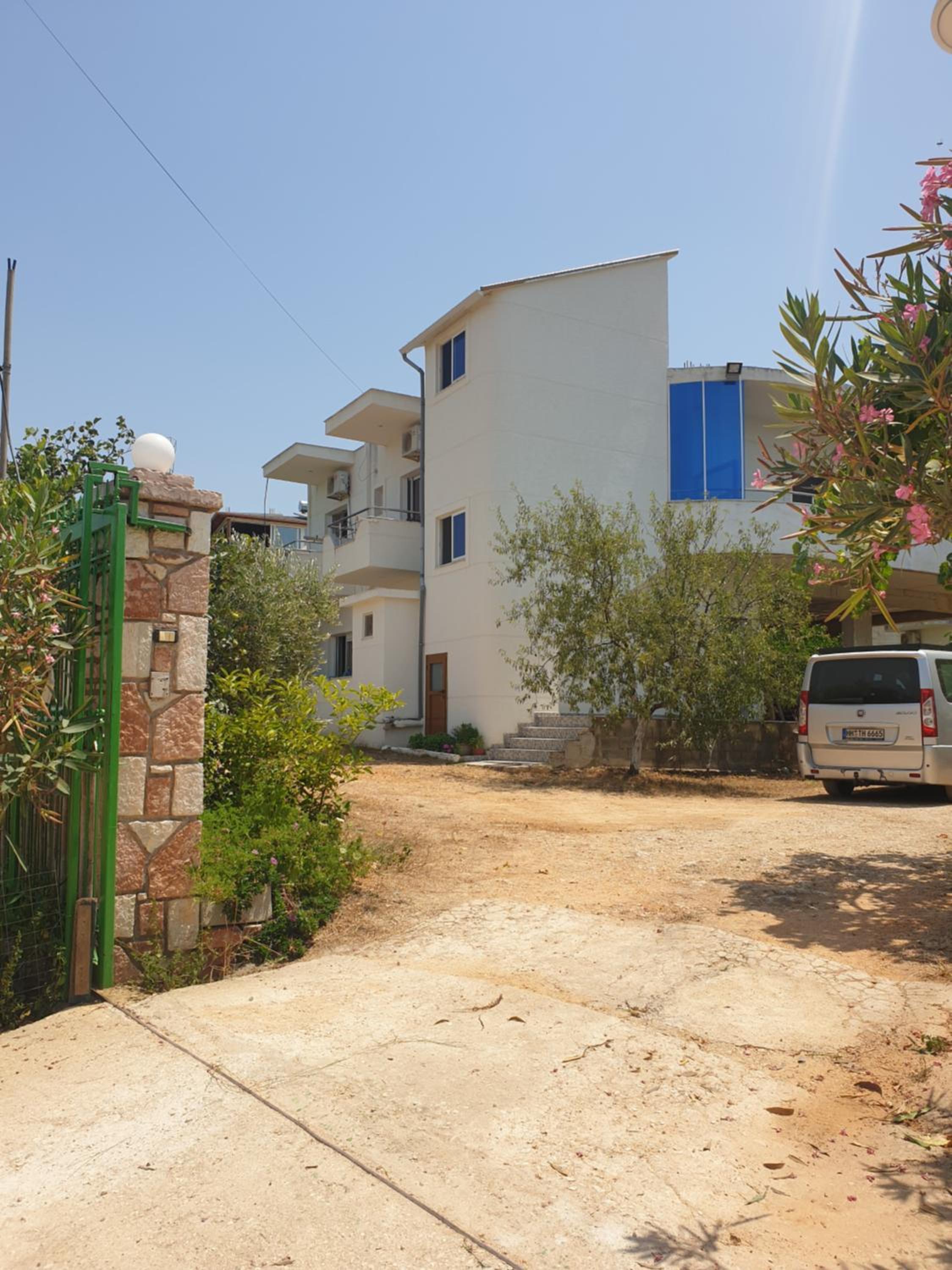 Villa Selmani