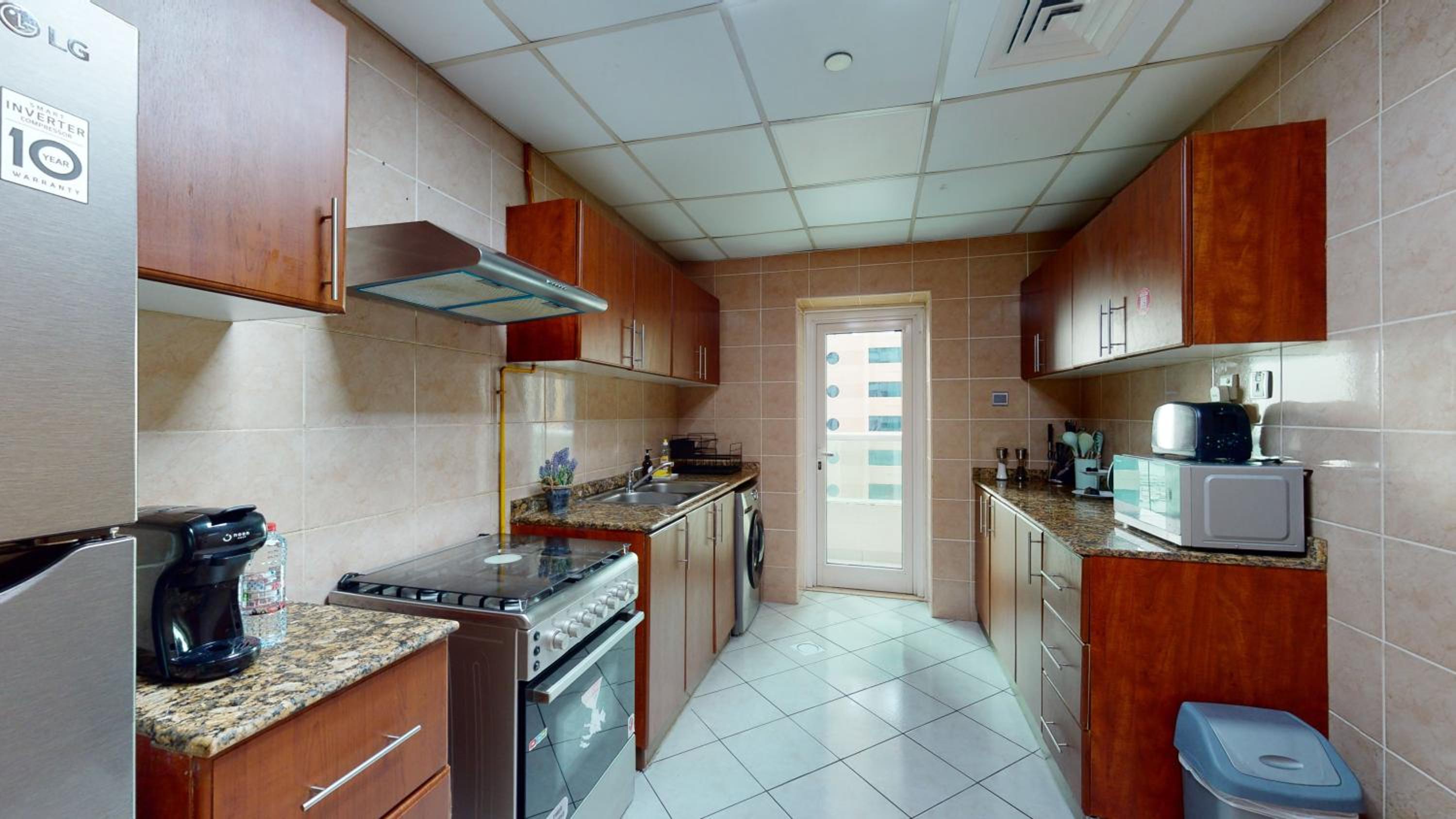 MP12 - Luxurious 2BR in Marina Pinnacle Tower