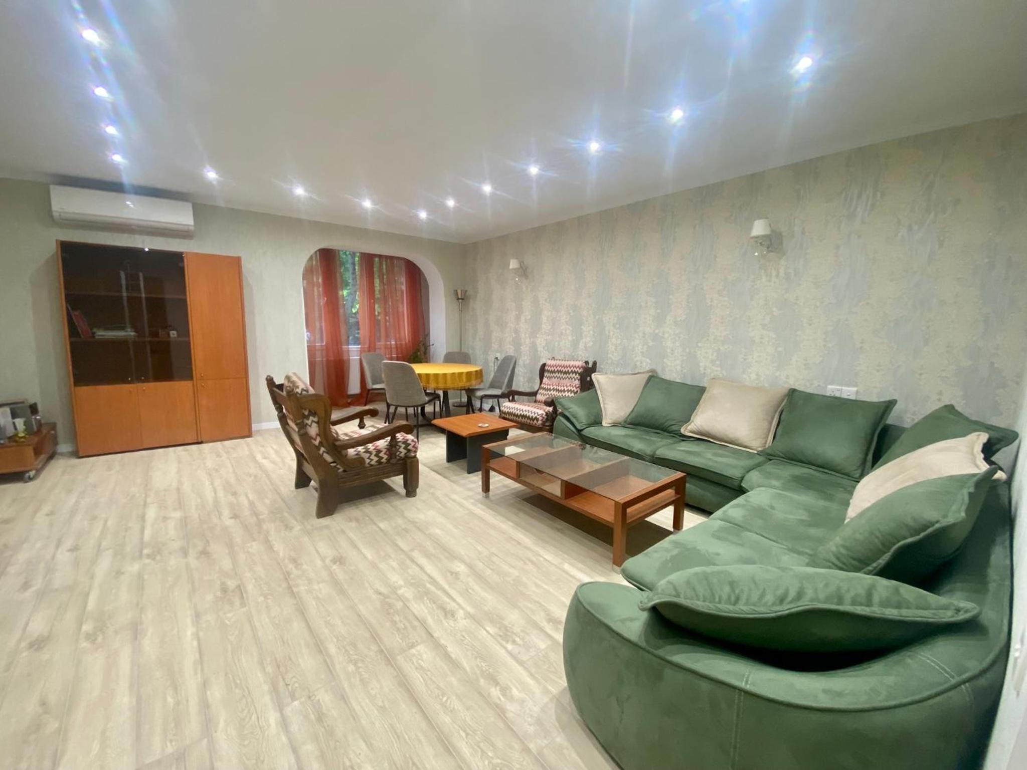 Spacious Dinamo Apartment