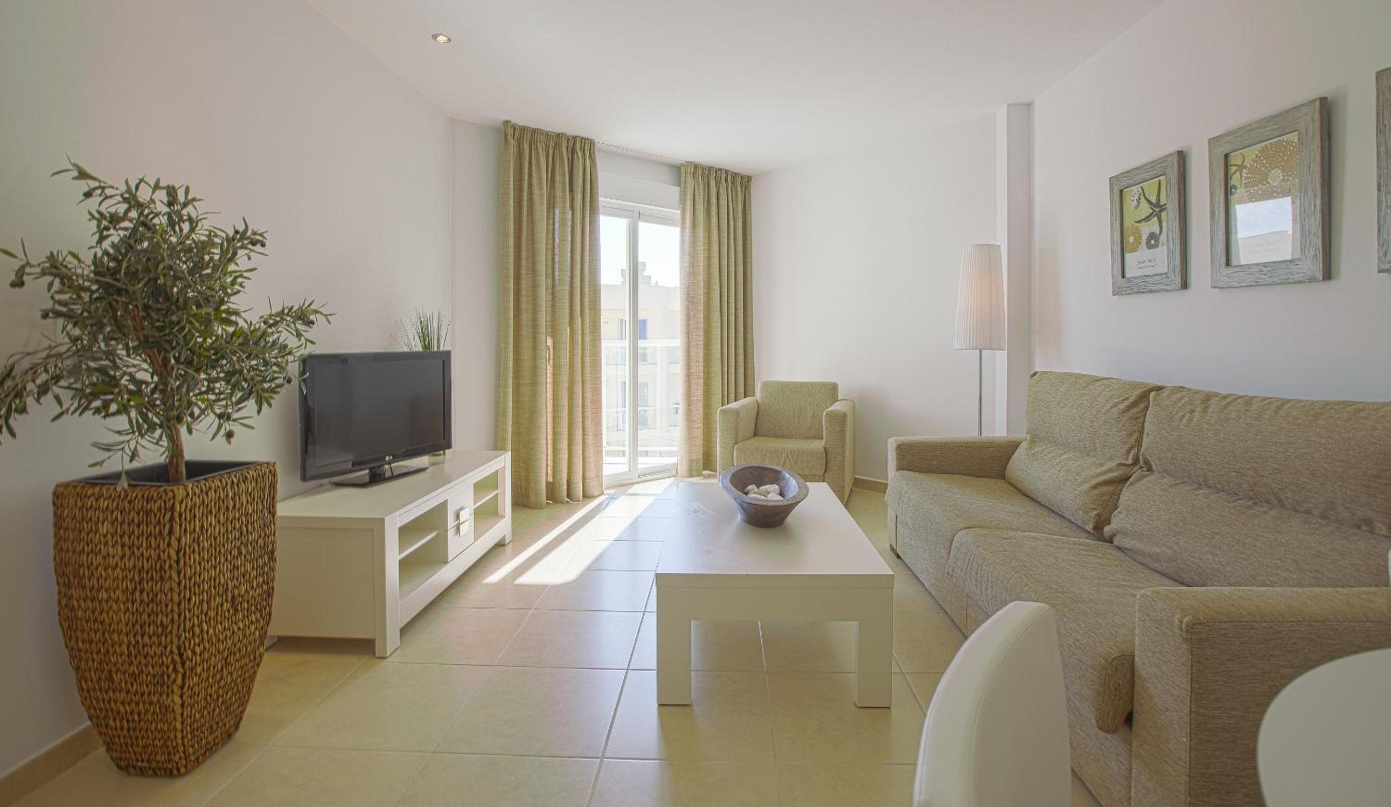 Marina Palace by Intercorp Hotel Group