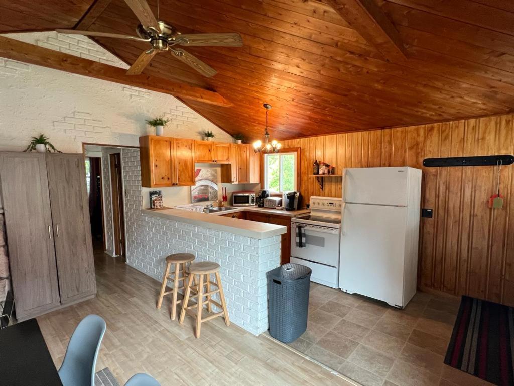 Cozy chalet near the beach