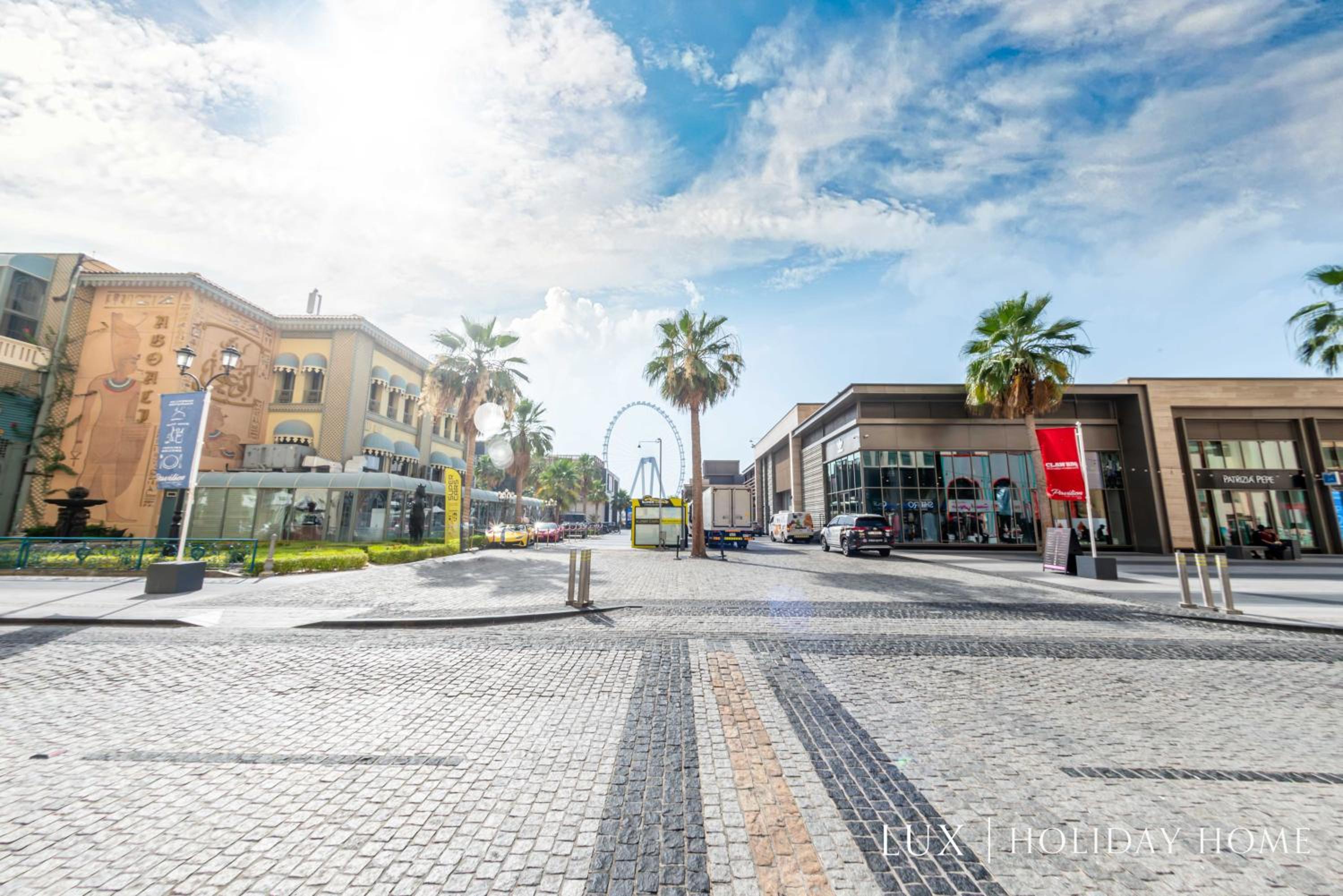 LUX Marina Promenade 1 BR Prime location Apt