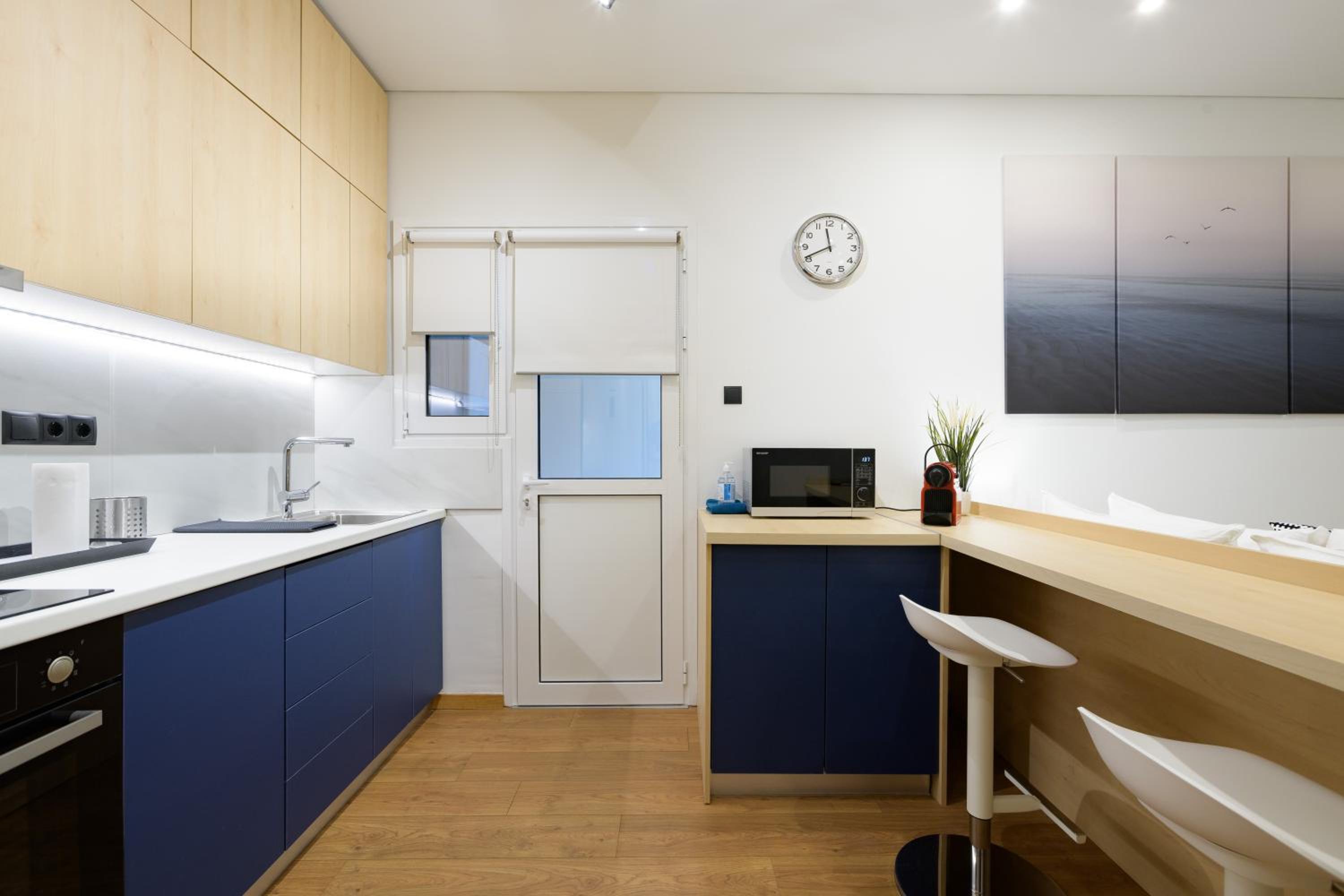Seaside Serenity: Charming Studio Flat