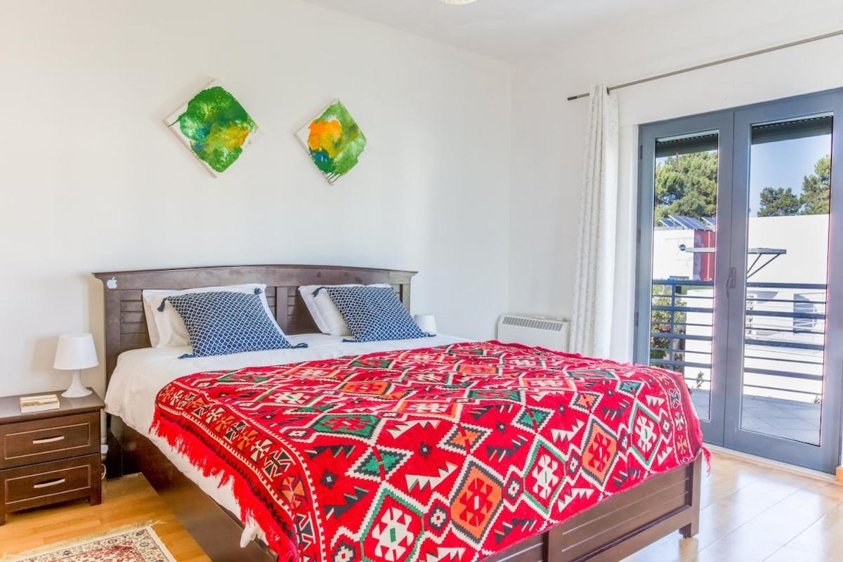 3 Bedroom Villa with Private Pool in Palmela