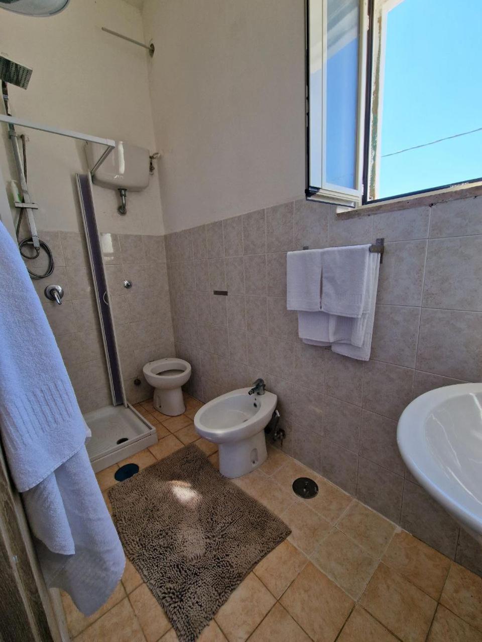 Beach Suites - by Lido Scalzone