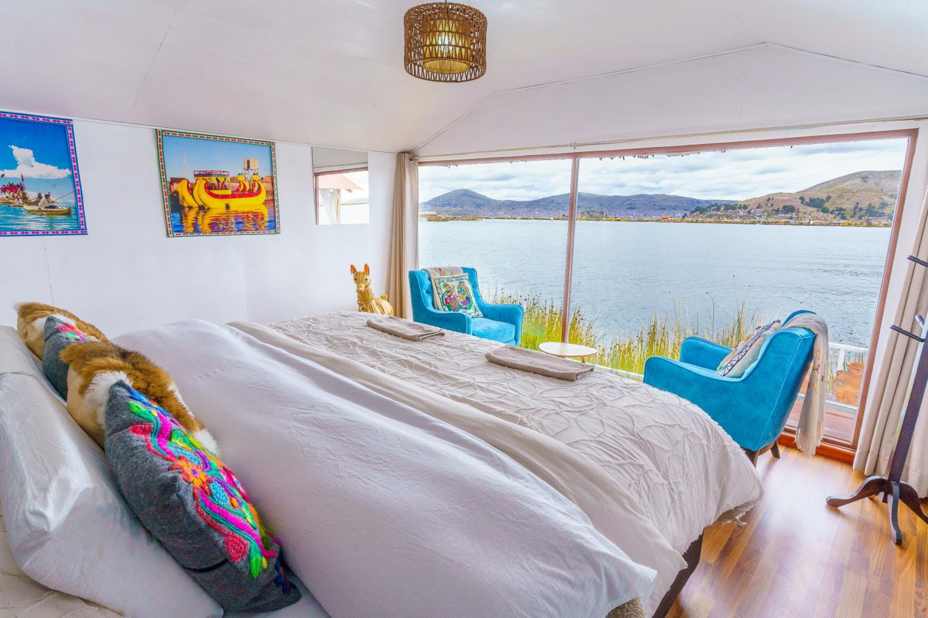 Titicaca Uros Summa Paqari