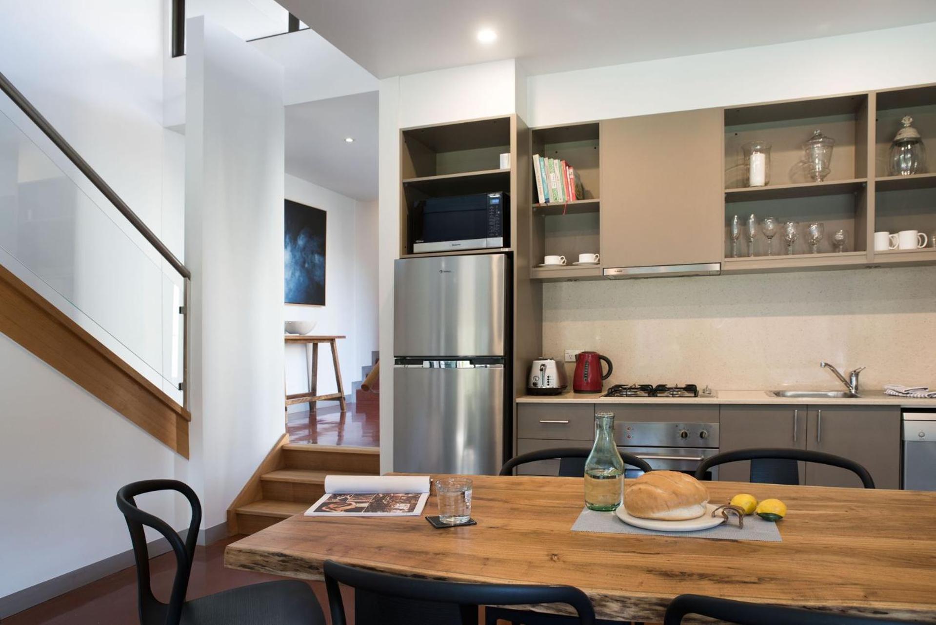 Lake Daylesford Lodge 6