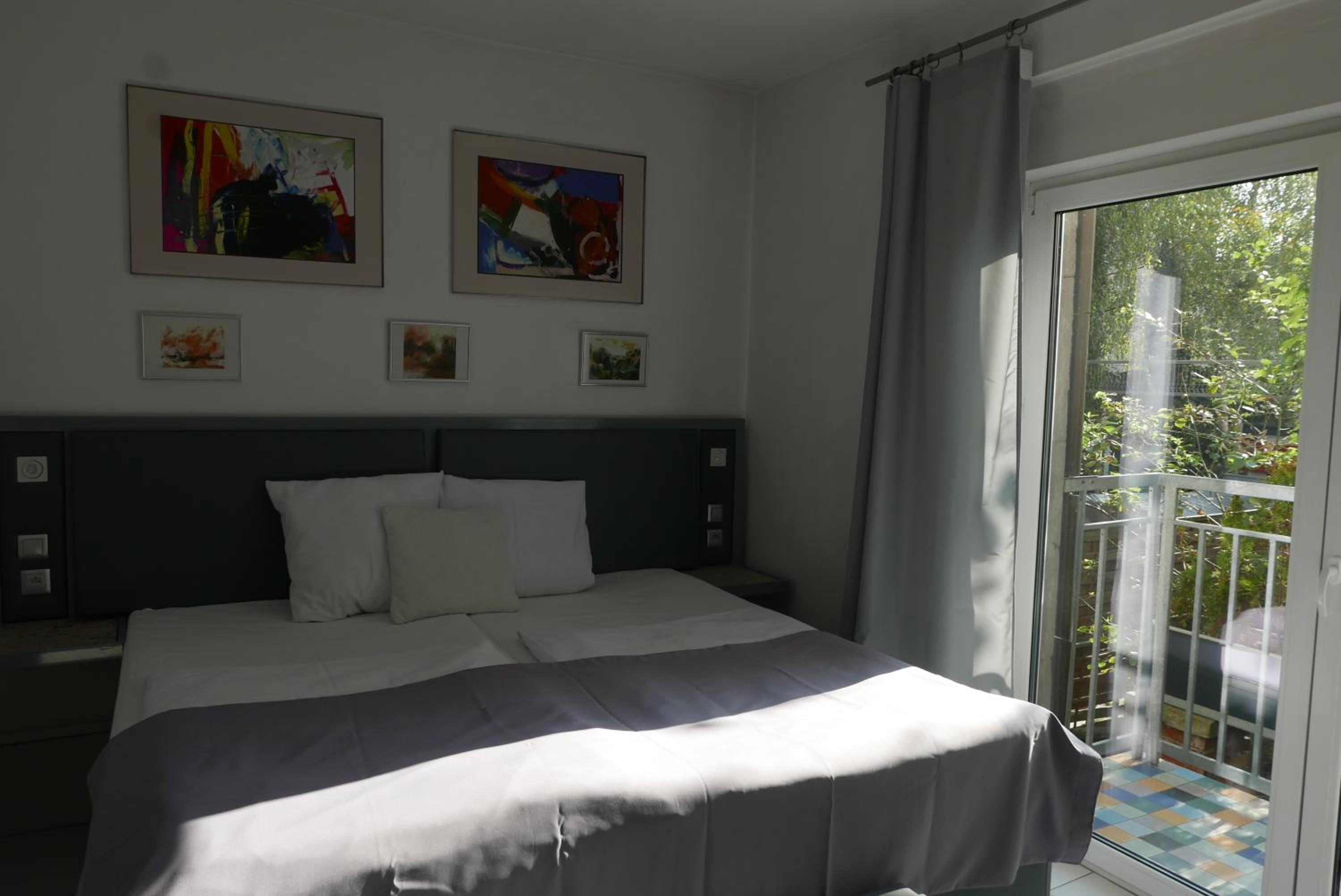 ROOMS BYTOM