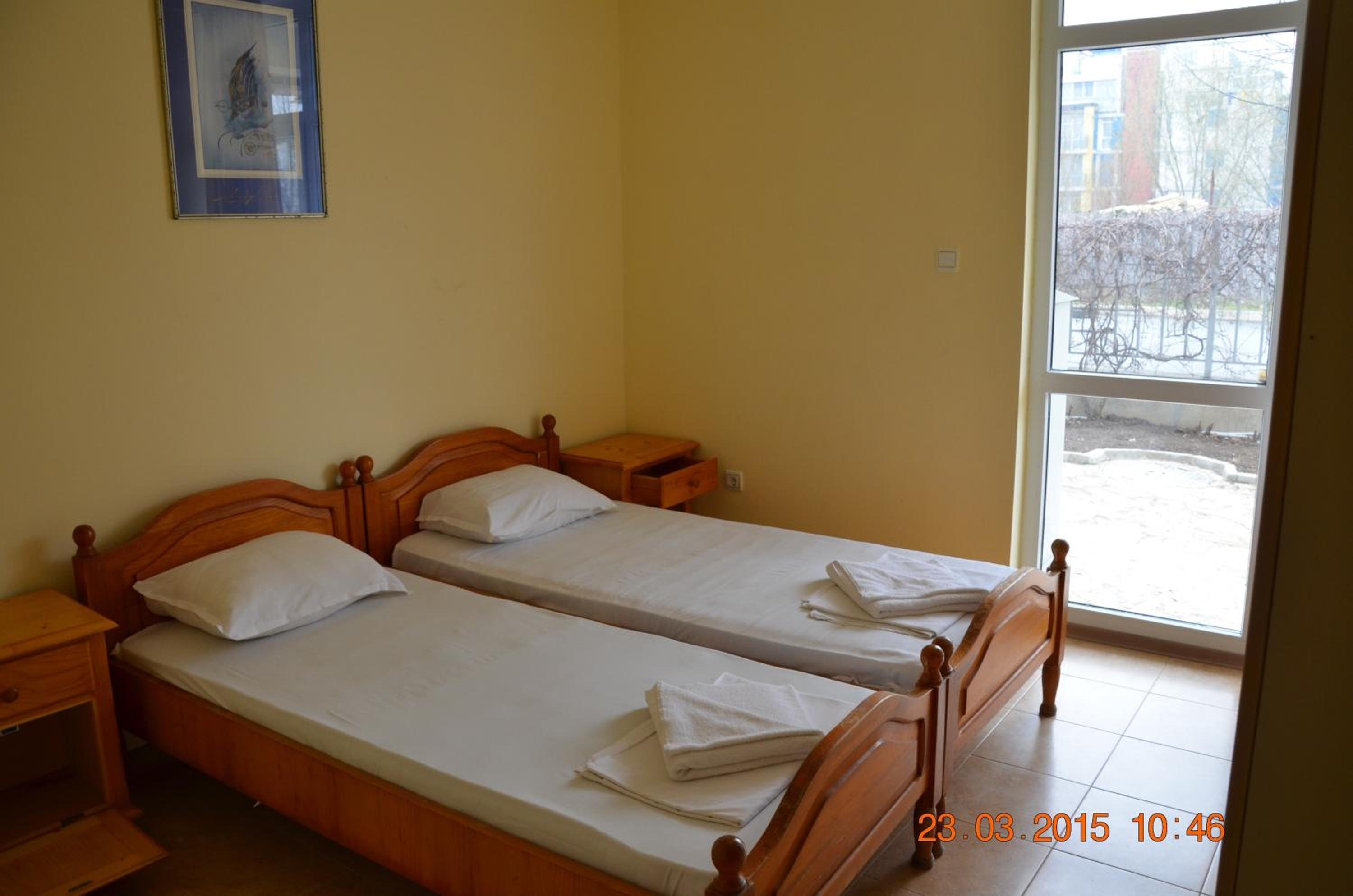 Photo 42