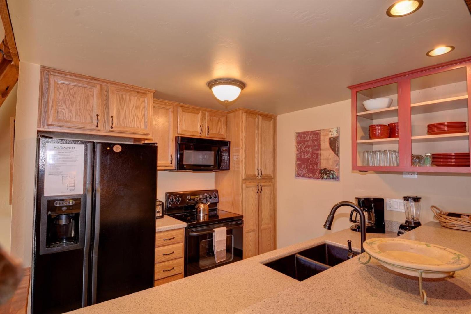 389 - Romantic Snowcreek Retreat Near Creek view 4