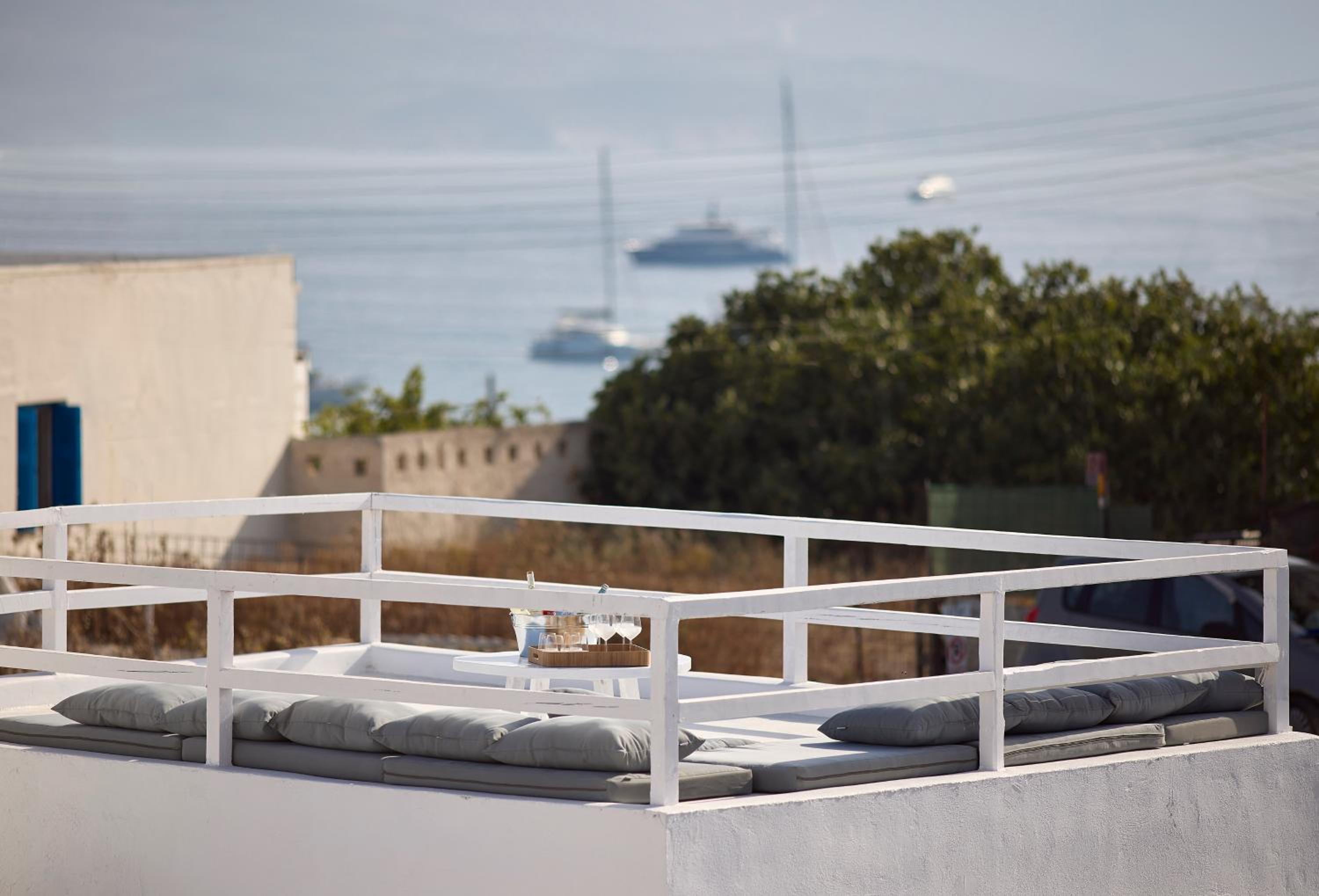 Ciel Milos view 4