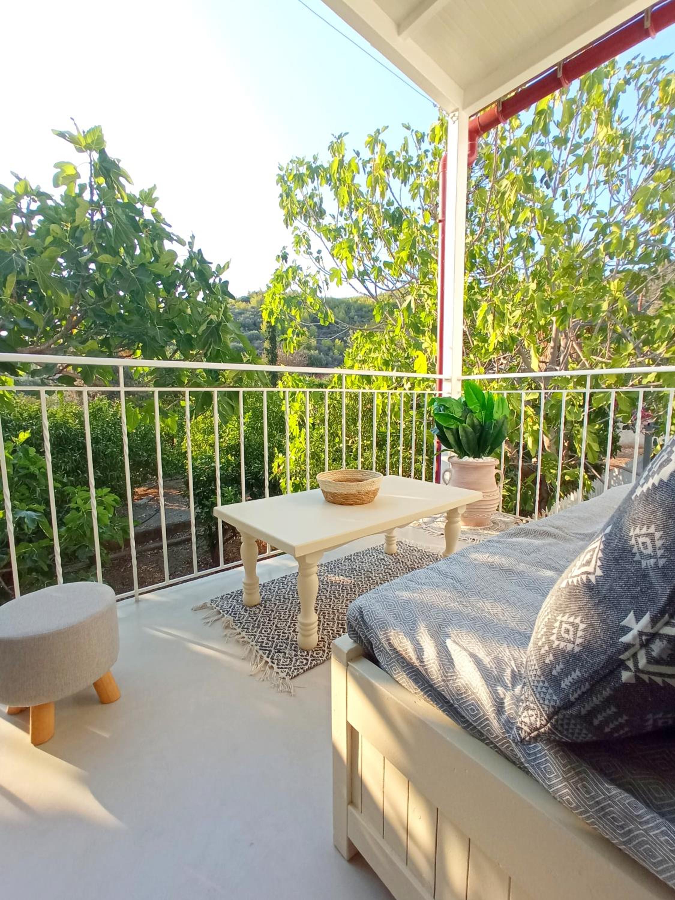 Summer Feel Suites