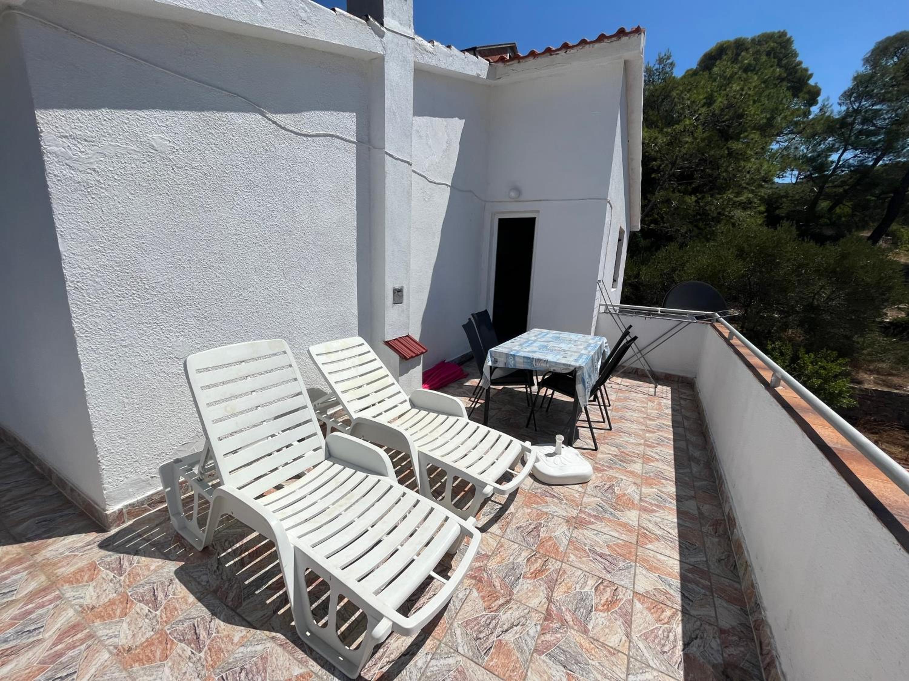 Apartments Peronja Jelsa Seafront view 3