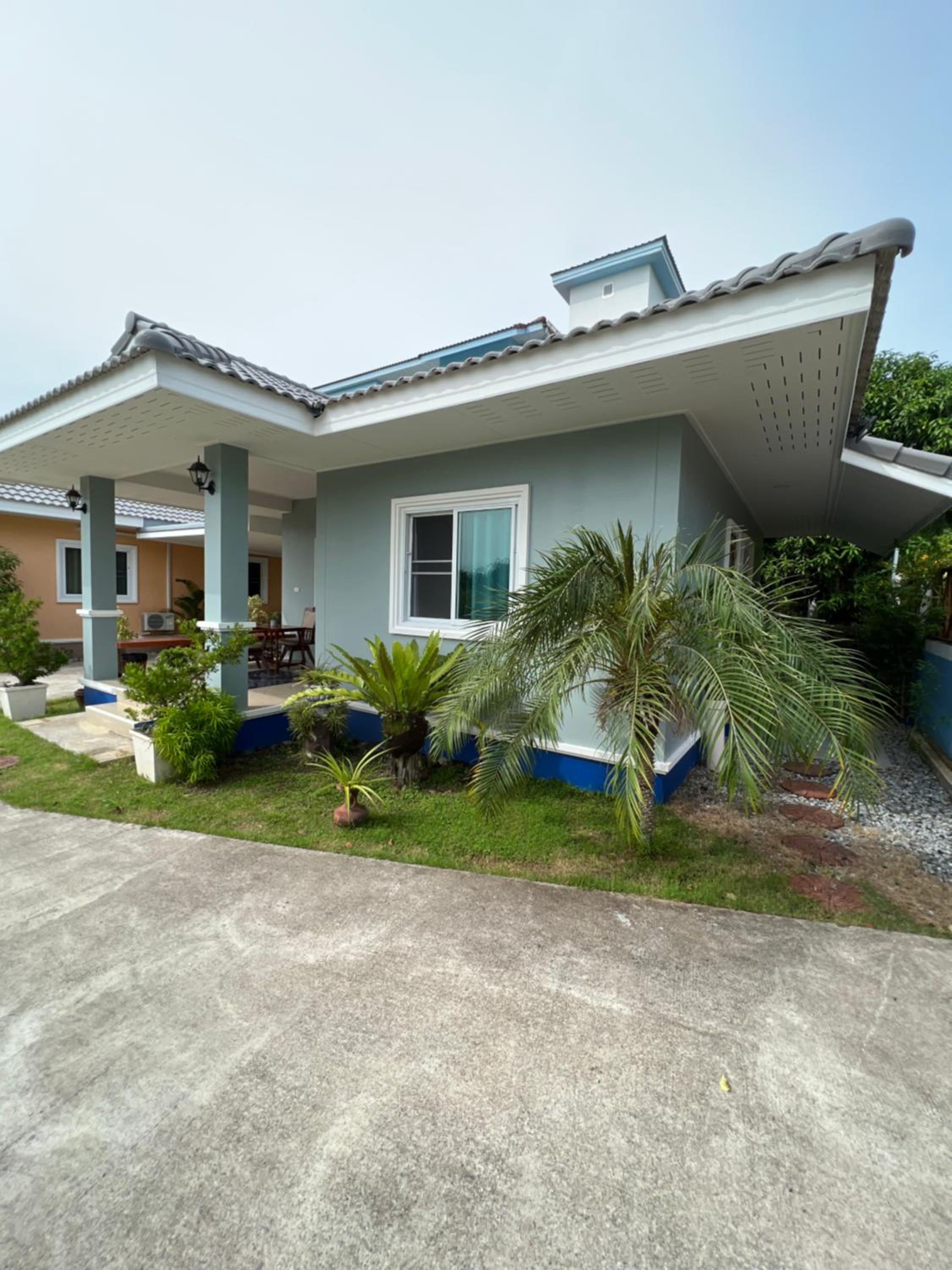 New Home Single House Newly Built Near the Sea in the City Center of Rayong