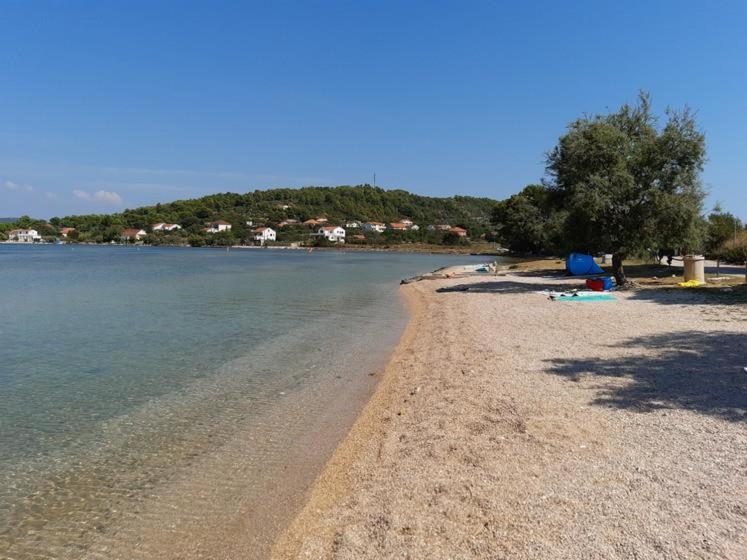 Apartment Roko (10m from the beach) view 3