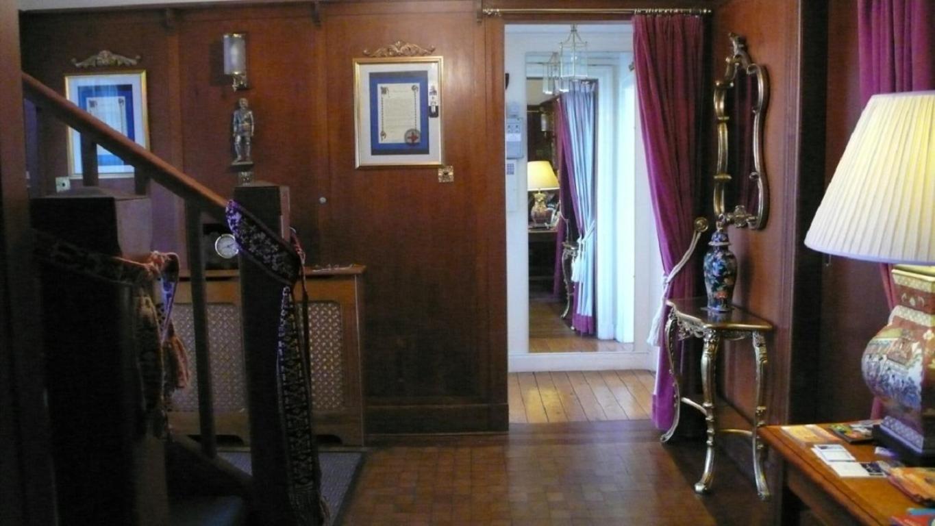 Photo 10