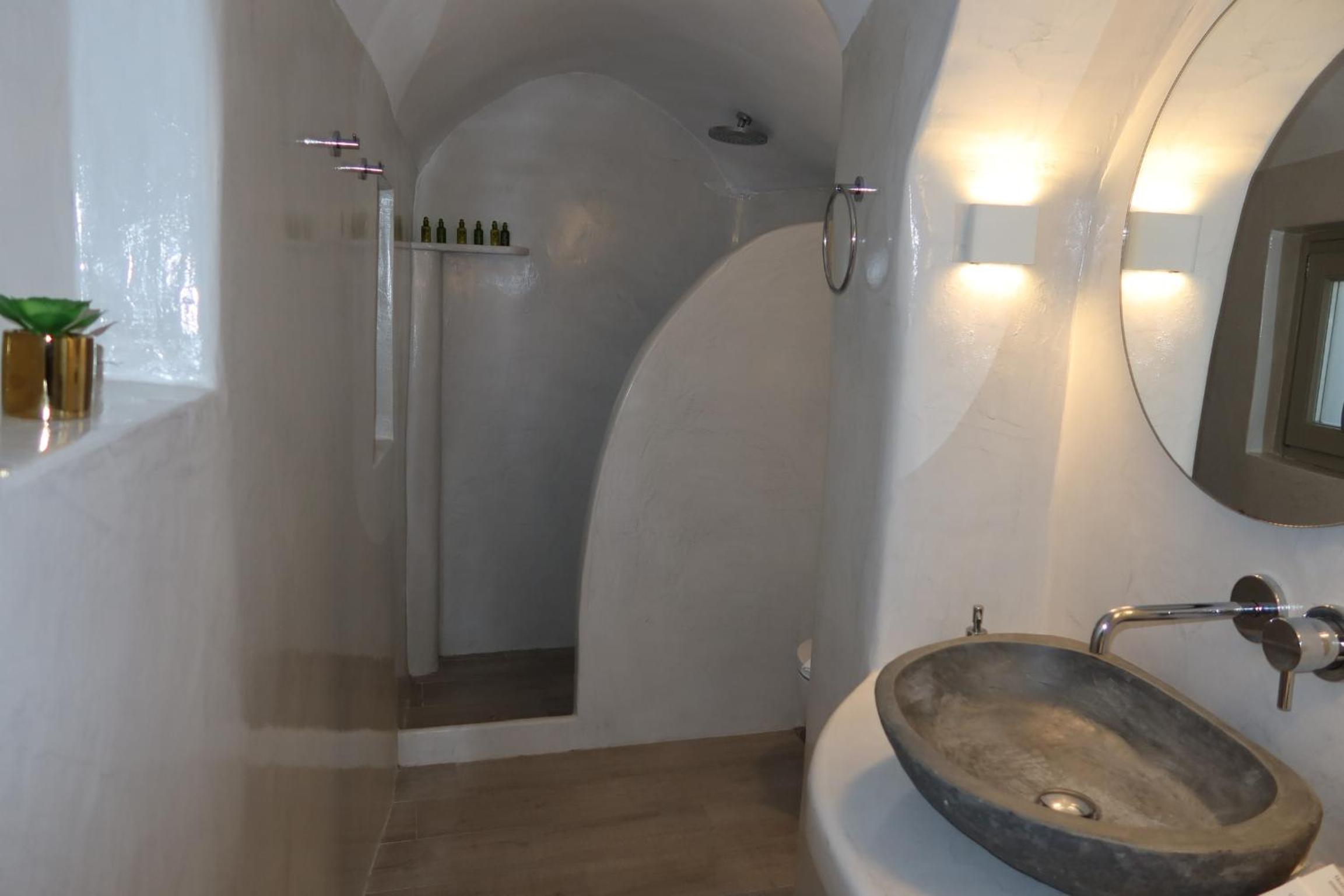 Lamar Cave house photo 2