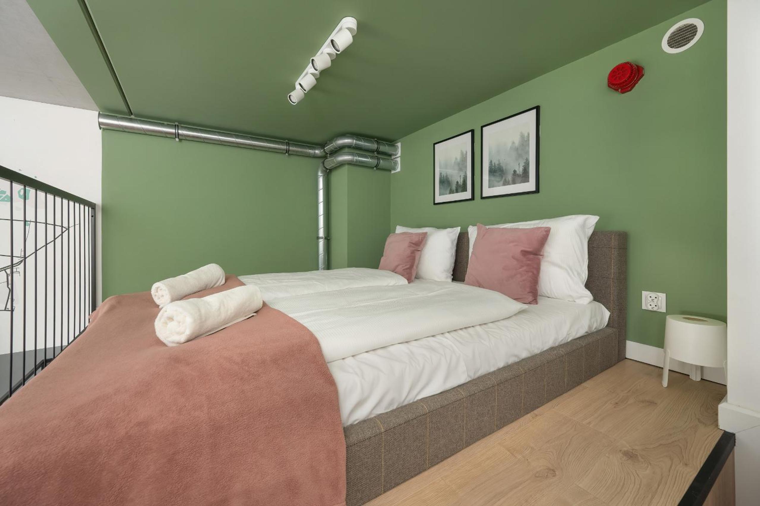 Airport Studio Zarembowicza by Renters