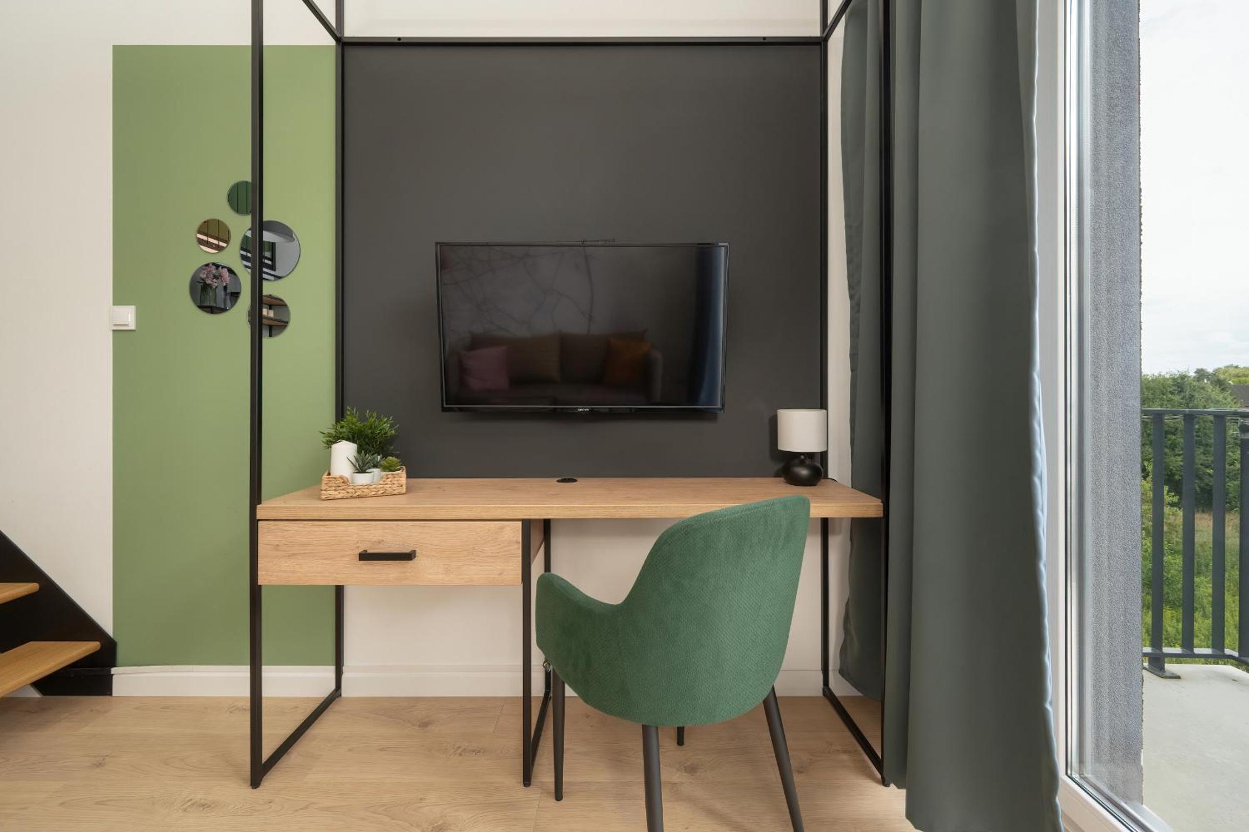 Airport Studio Zarembowicza by Renters