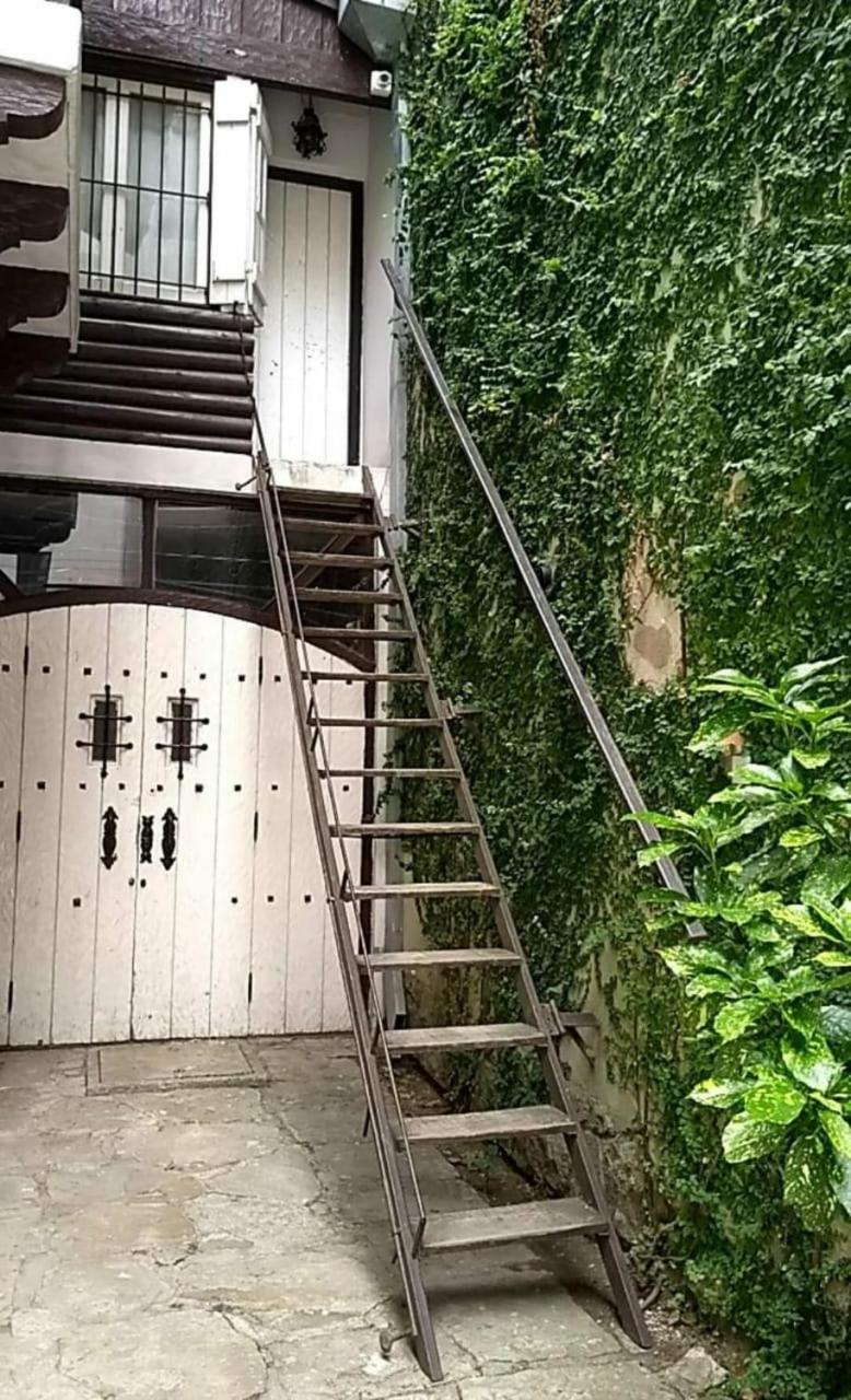 Puerto Nómade Hostel Internacional