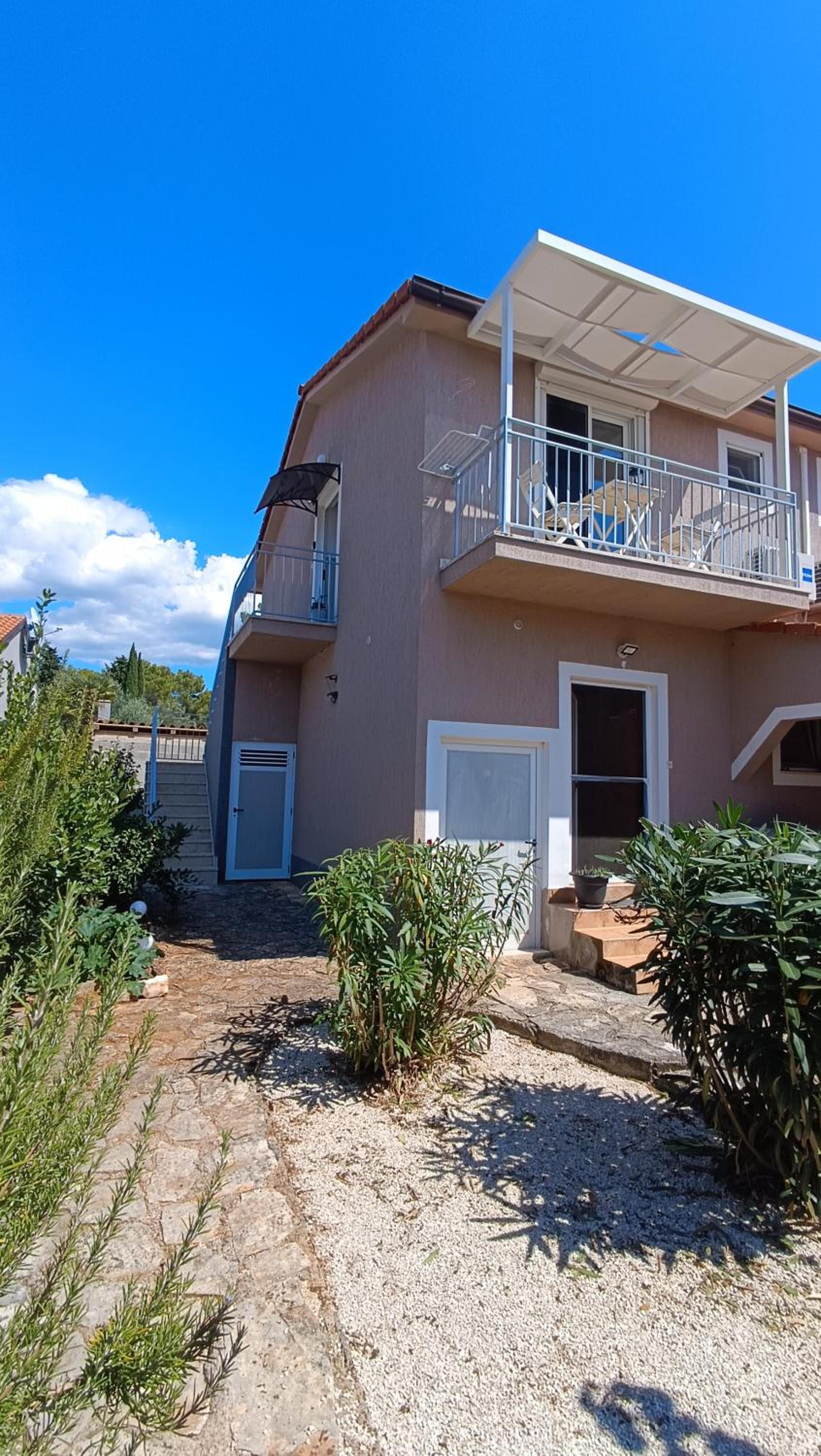 Apartment & Rooms Roza view 2