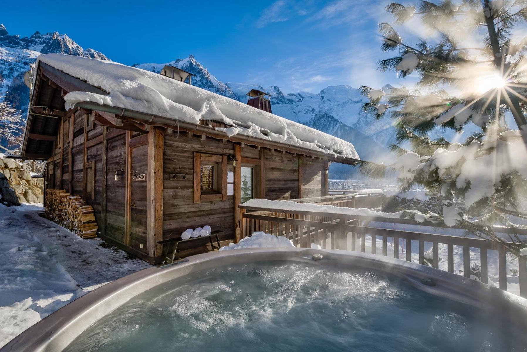 Chalet Le Favre view 3