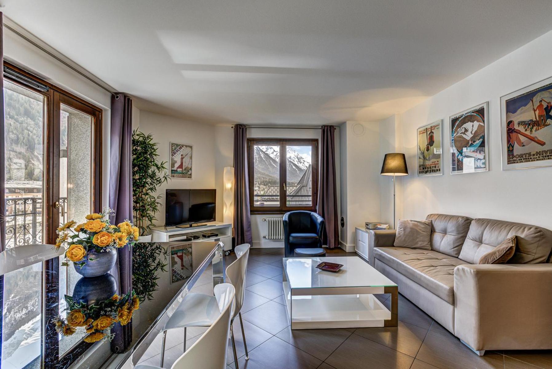 Residence Les Alpes view 2