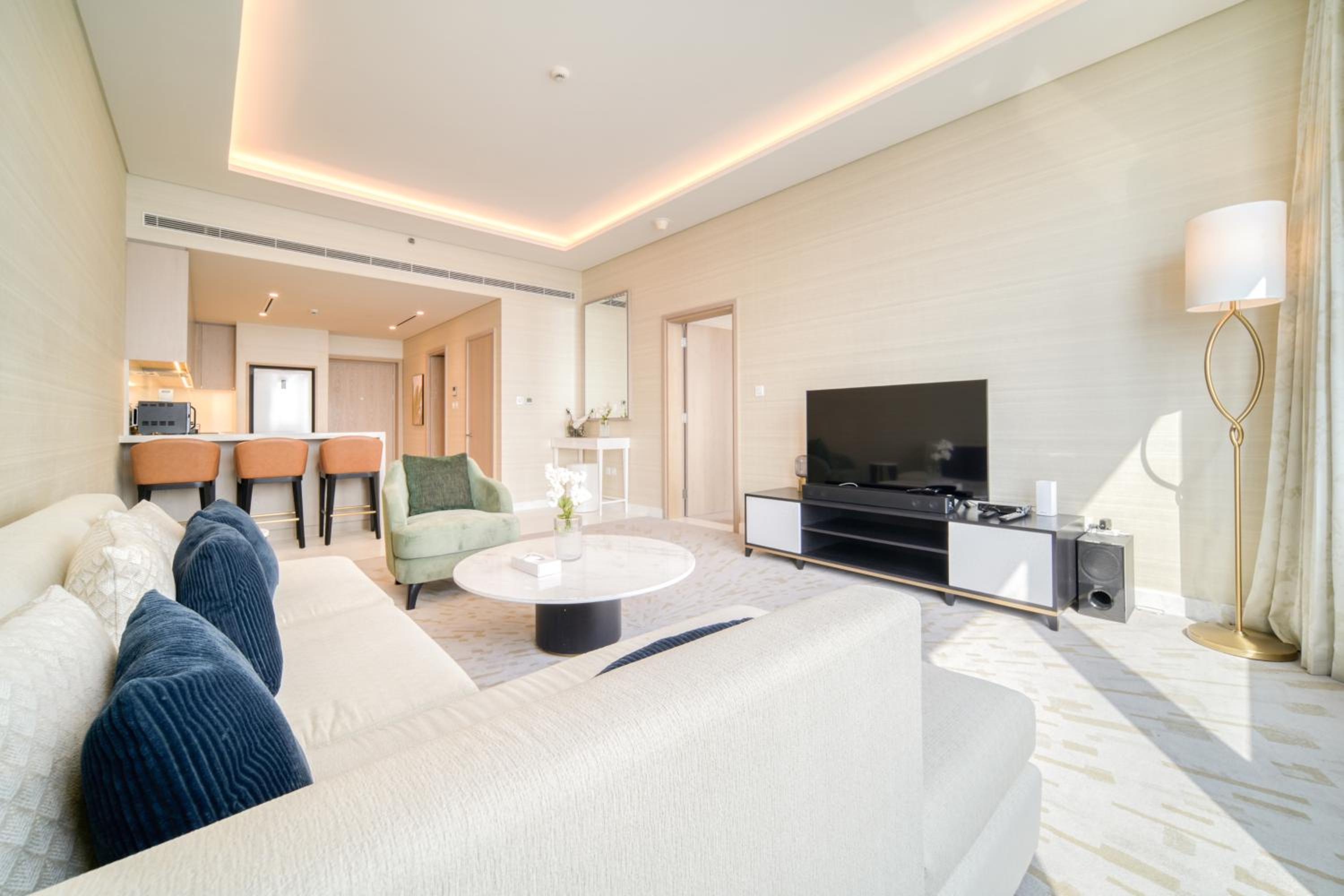 The Palm Tower, Palm Jumeirah - Mint Stay