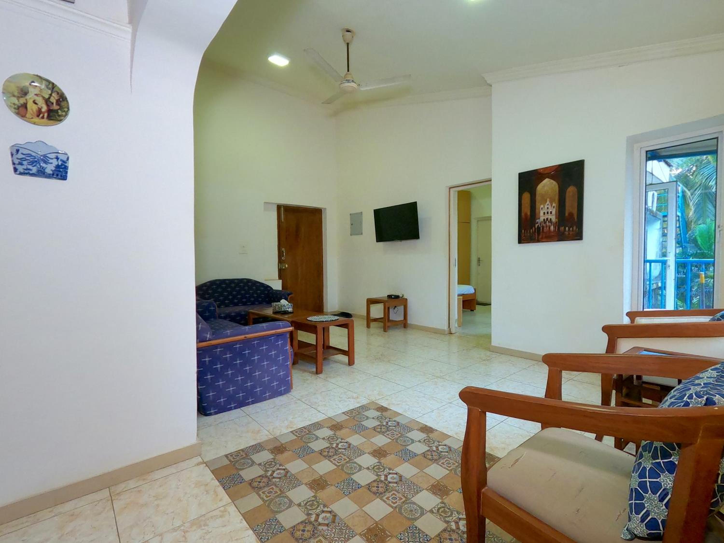 ROSSIO' Pool + Garden, Steps from Beach view 5