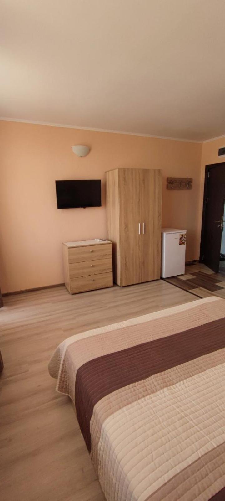 Guest House 