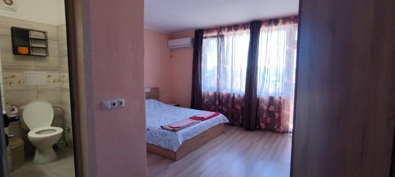 Guest House 