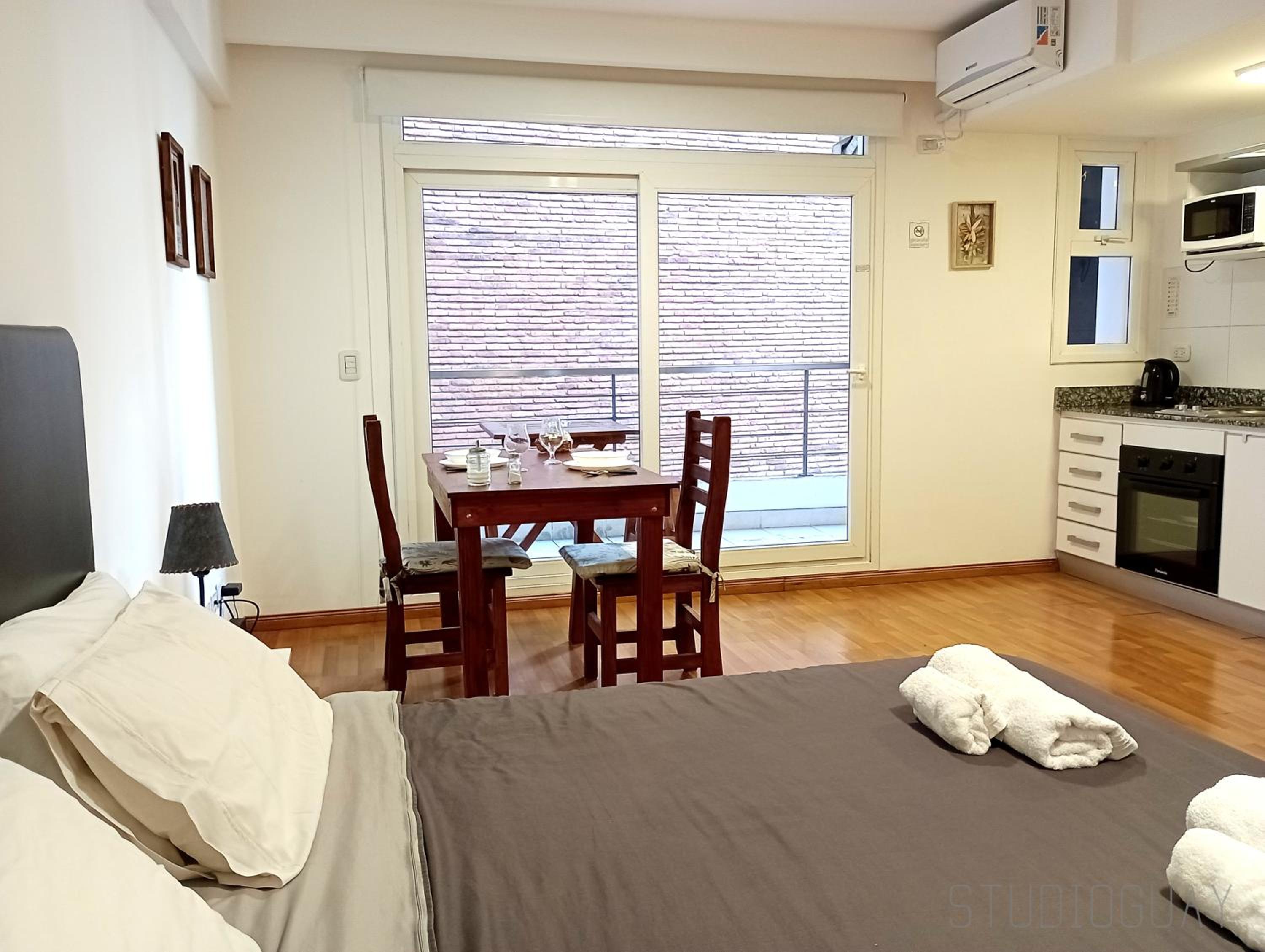Studioguay - Apartamento Studio con balcón - Studio Apartment in BA