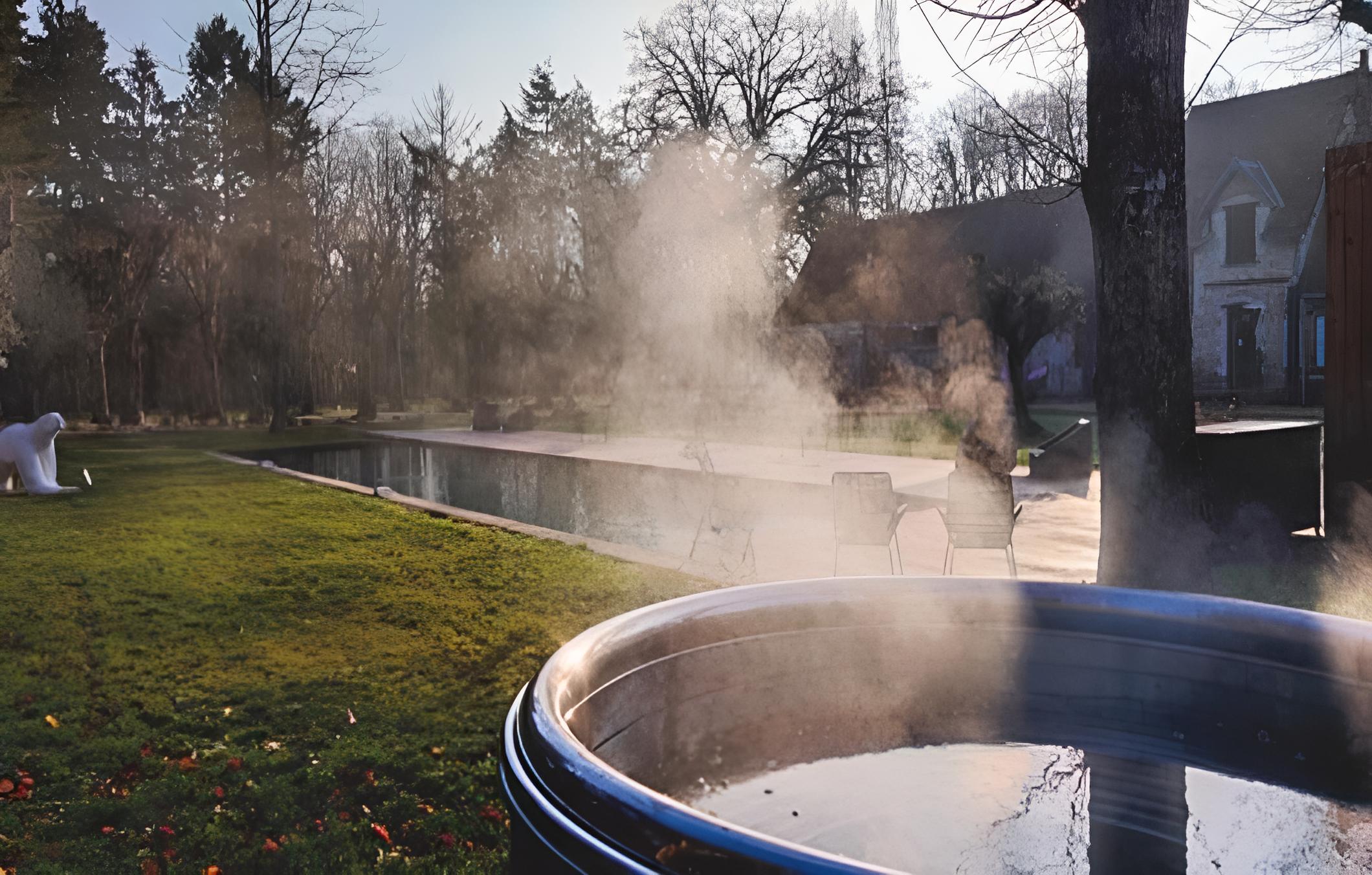 Loire Valley Lodges - Hotel 39
