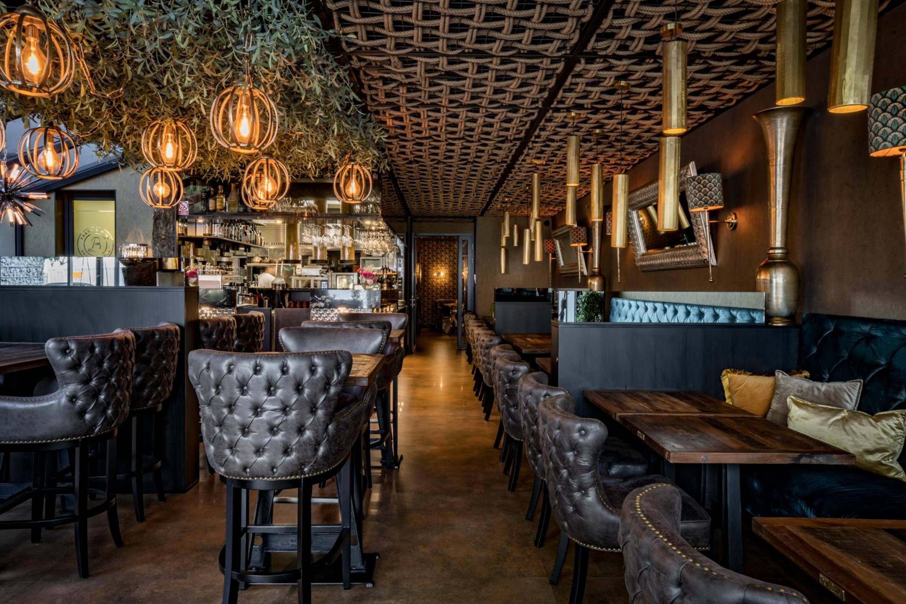 Food & Beverage