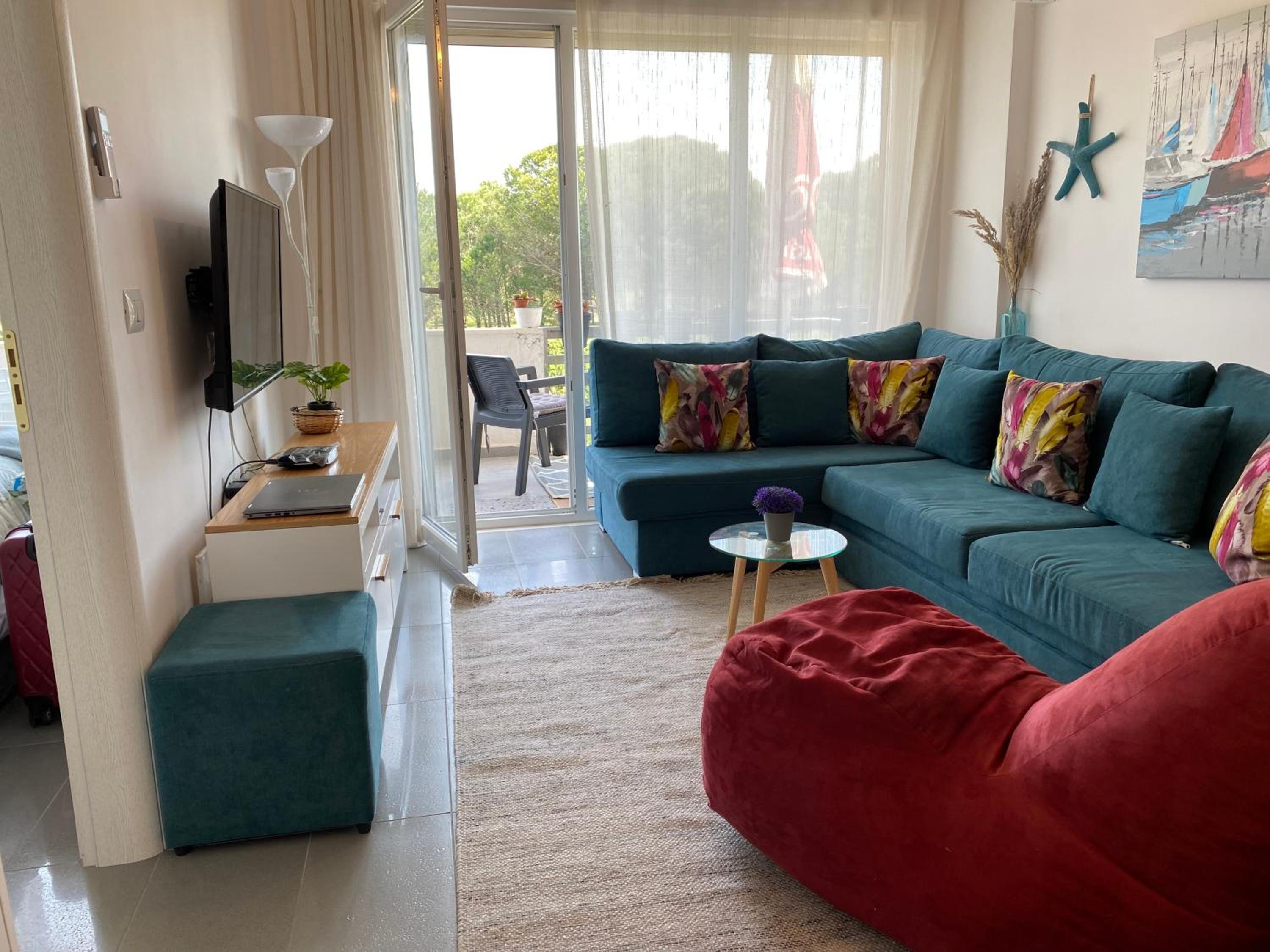 Hanah Apartment - Gjiri Lalzit Lura 3