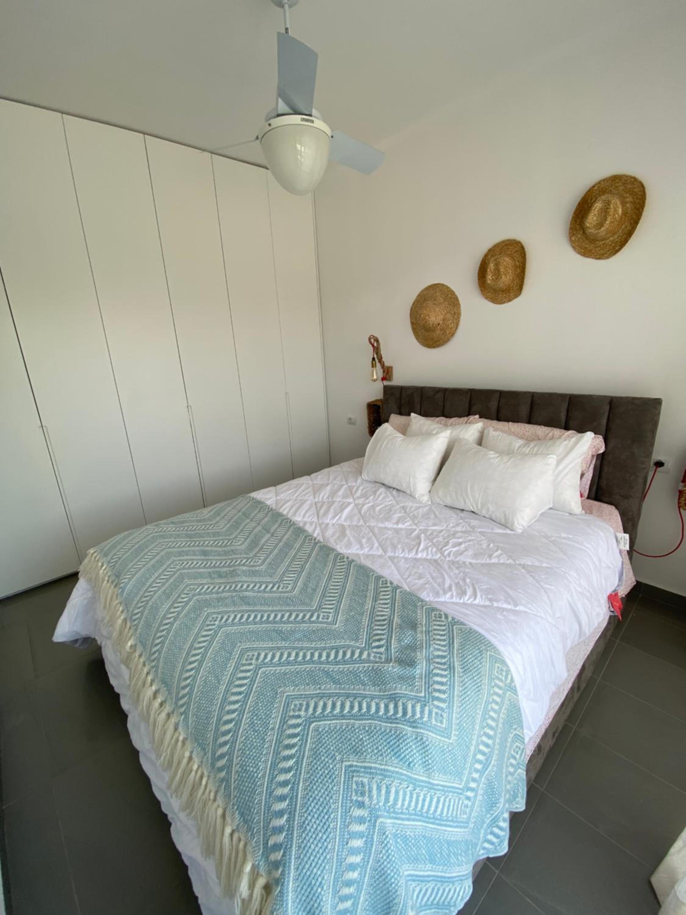 Hanah Apartment - Gjiri Lalzit Lura 3