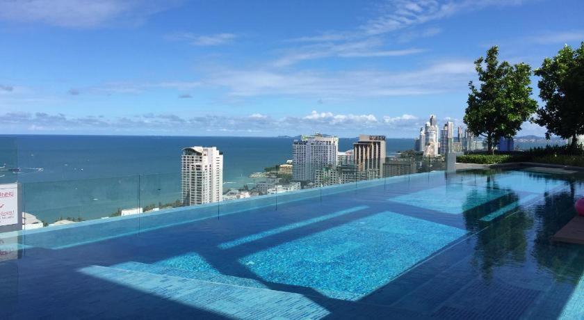 Pattaya Fnb Central Infinity Pool