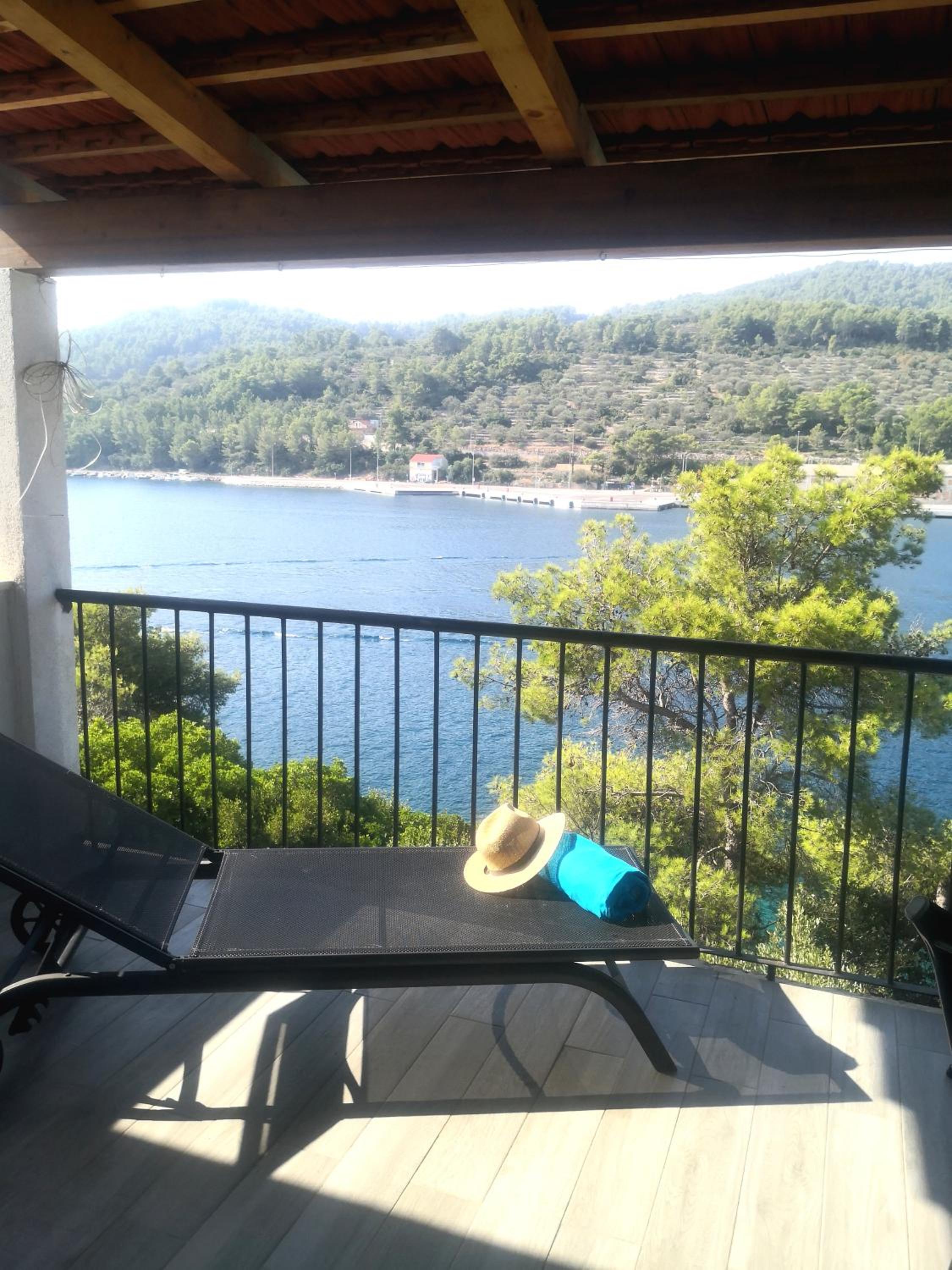 Apartments with sea views view 2